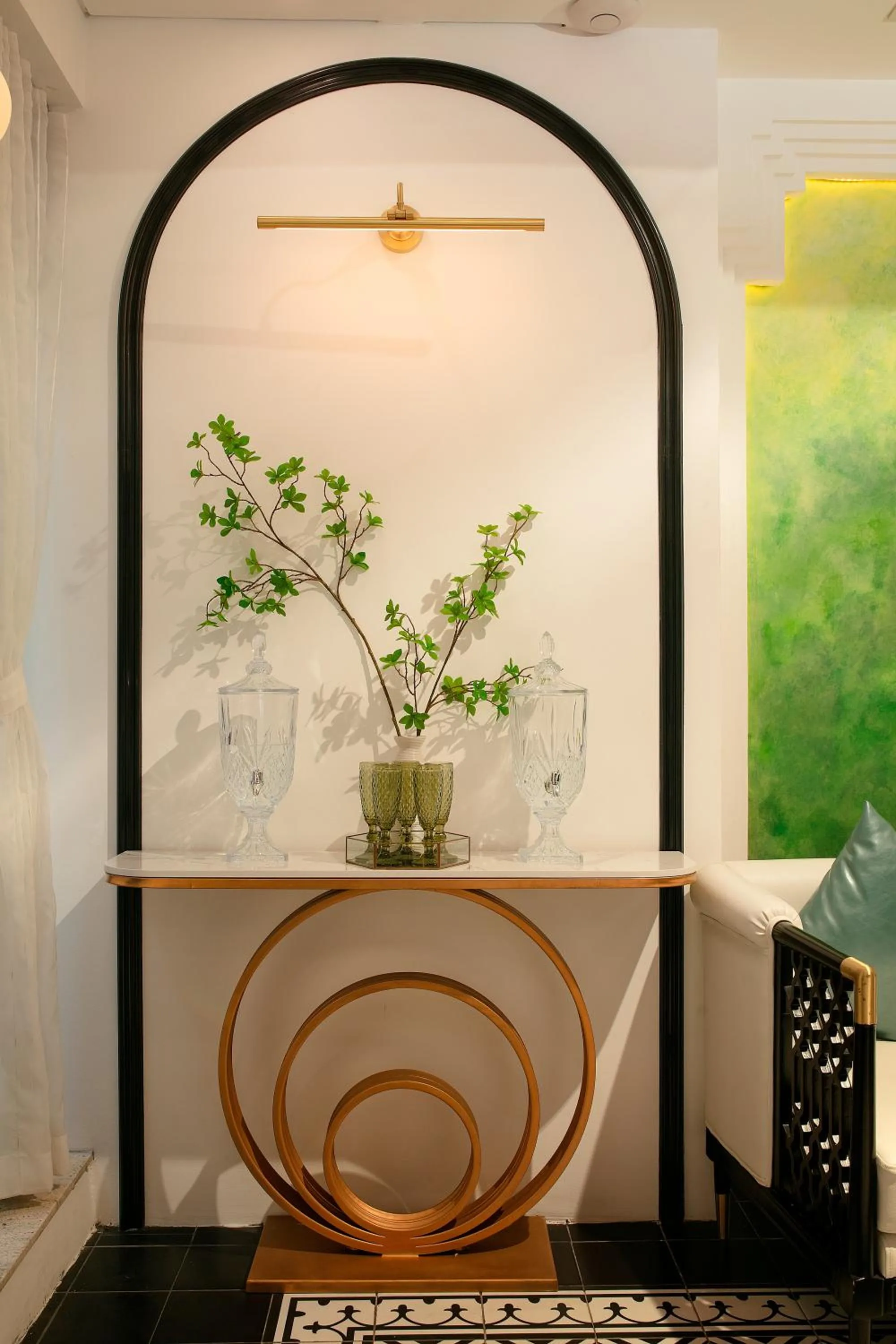 Property building in Hotel De Rond