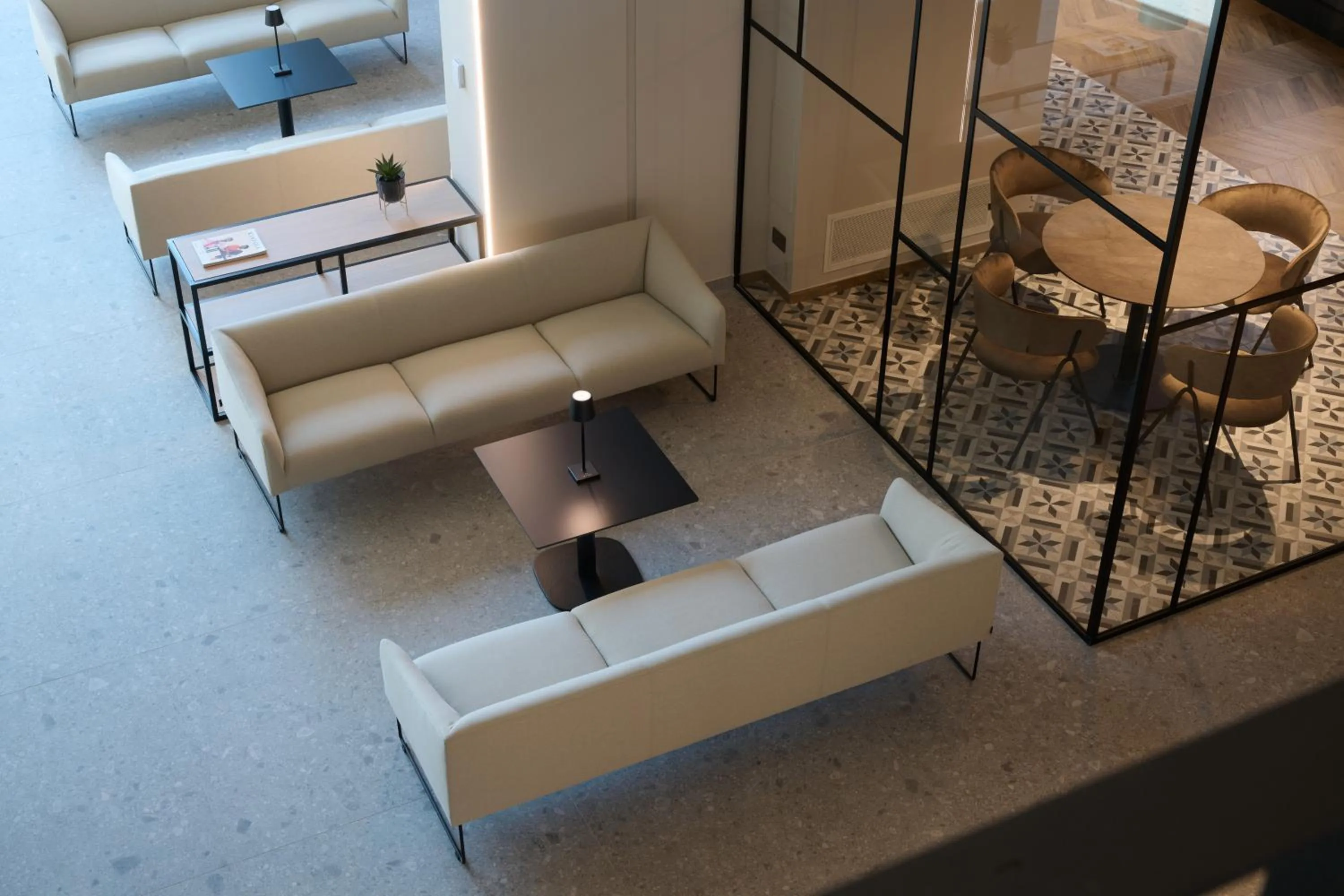 Lobby or reception in RMH Modena Raffaello