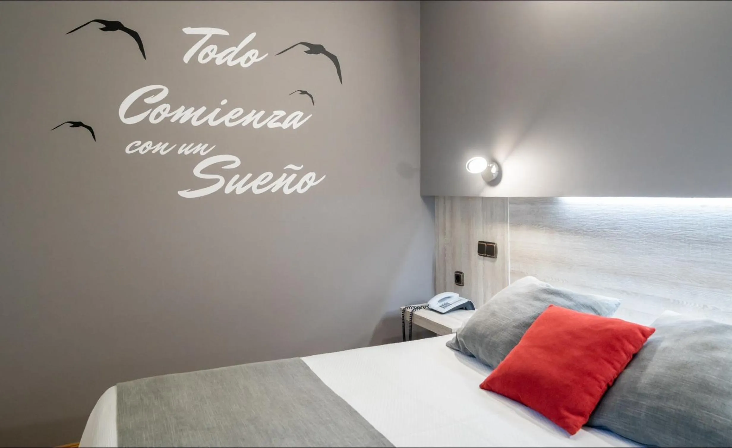 Bed in Hotel Mozárbez Salamanca