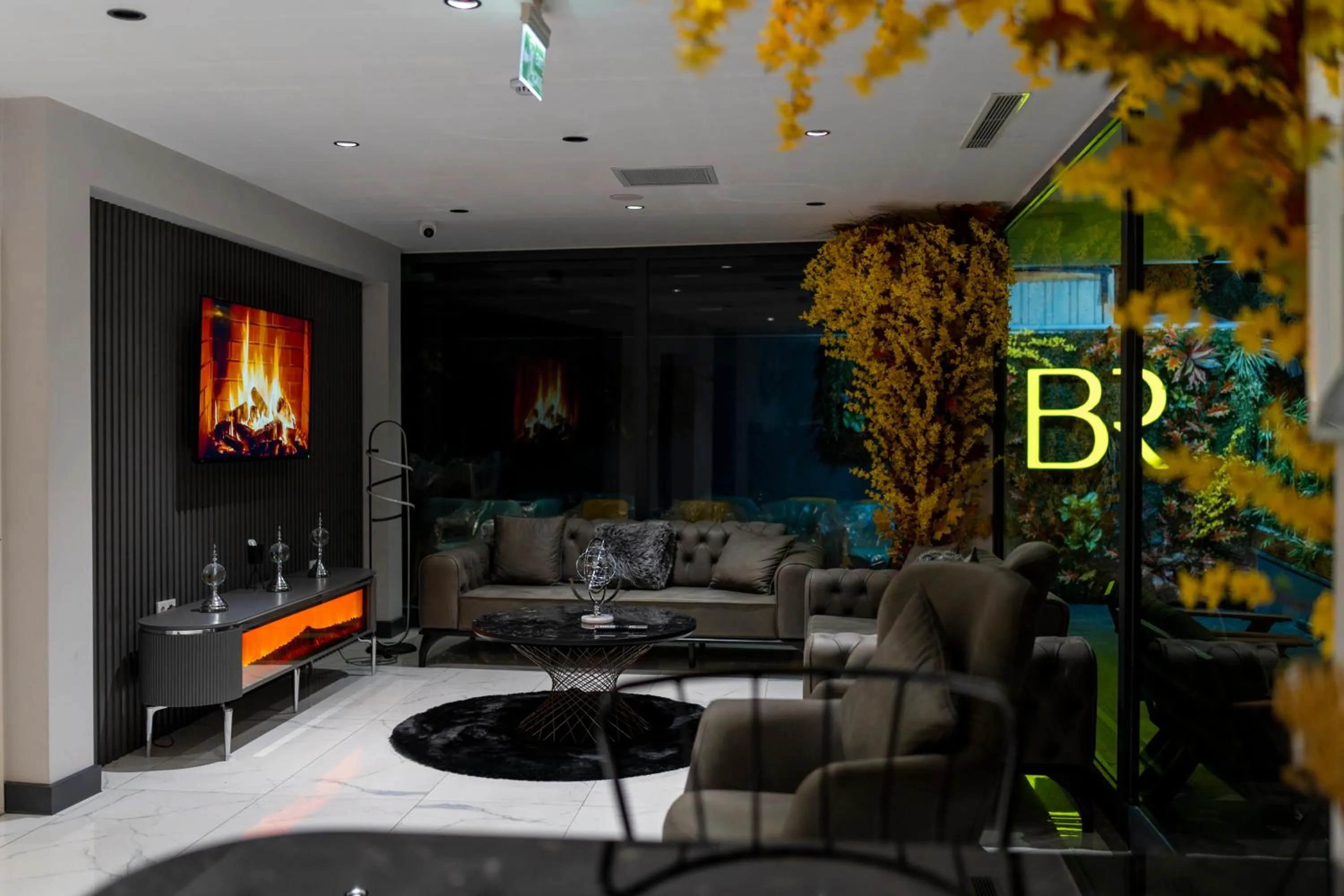 Lobby or reception in BRANDROOM HOTEL