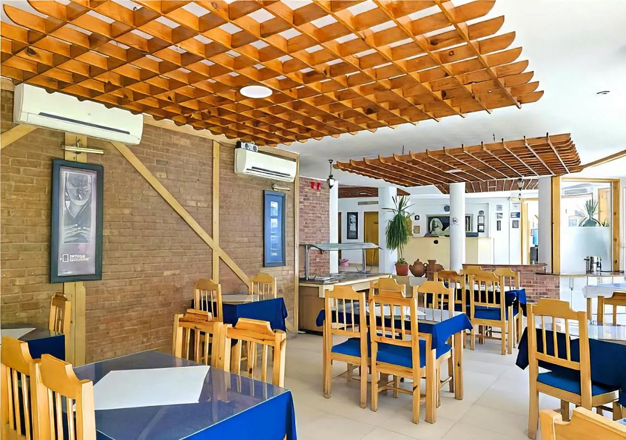Restaurant/places to eat in Red Sea Relax Hotel