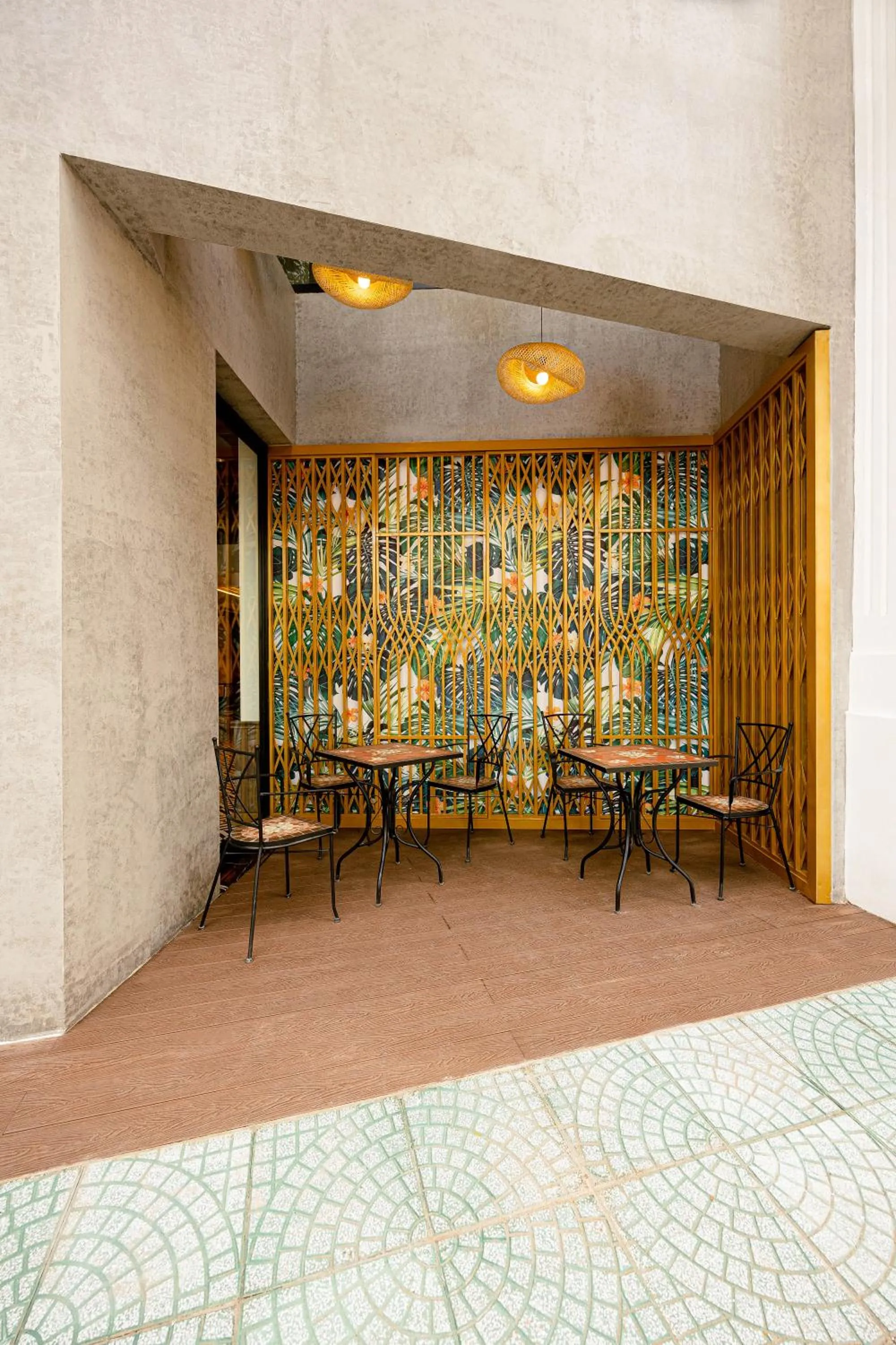 Seating area in Dai Nam Boutique Hotel