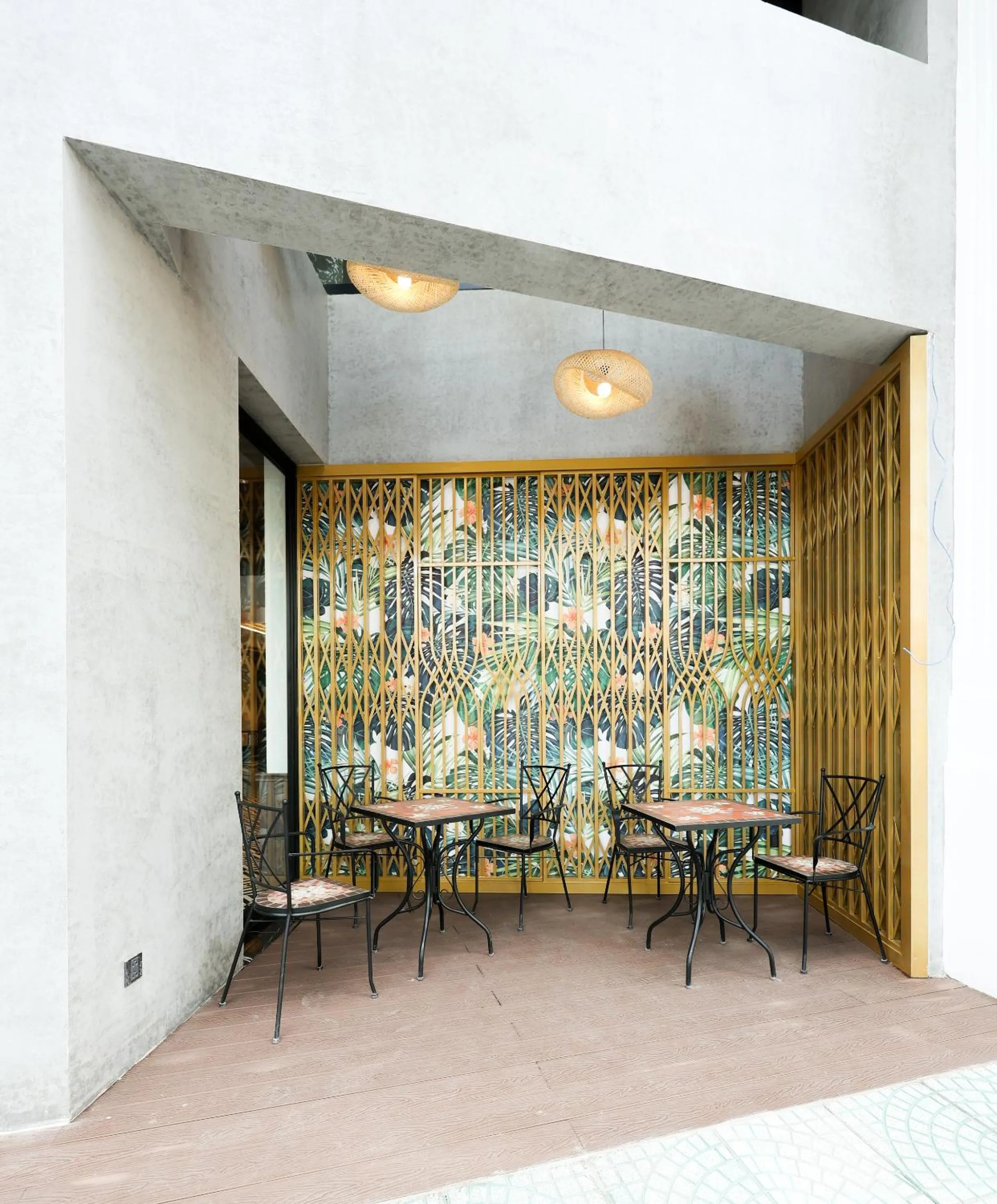 Seating area in Dai Nam Boutique Hotel