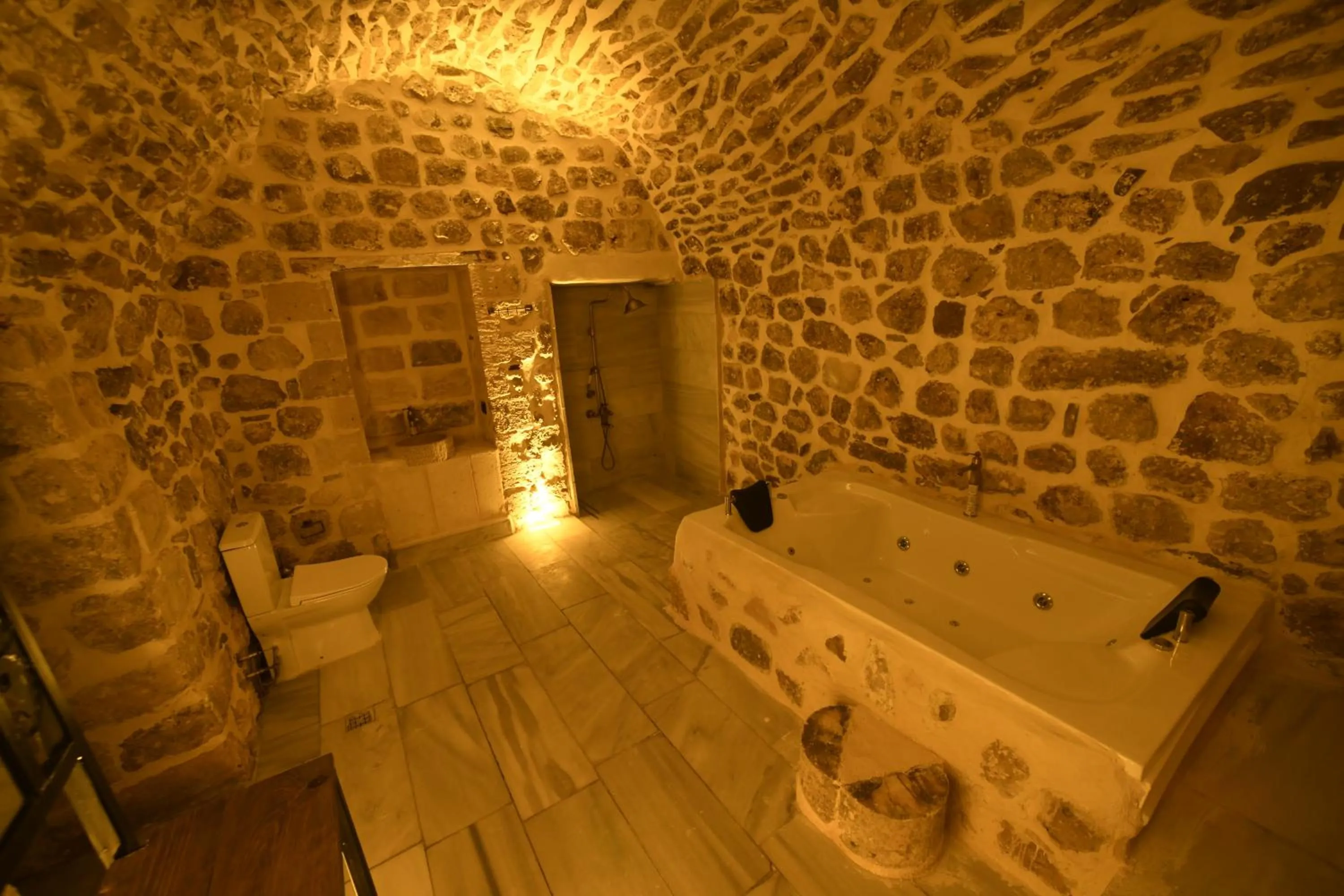 Legacy Mesopotamia Hotel