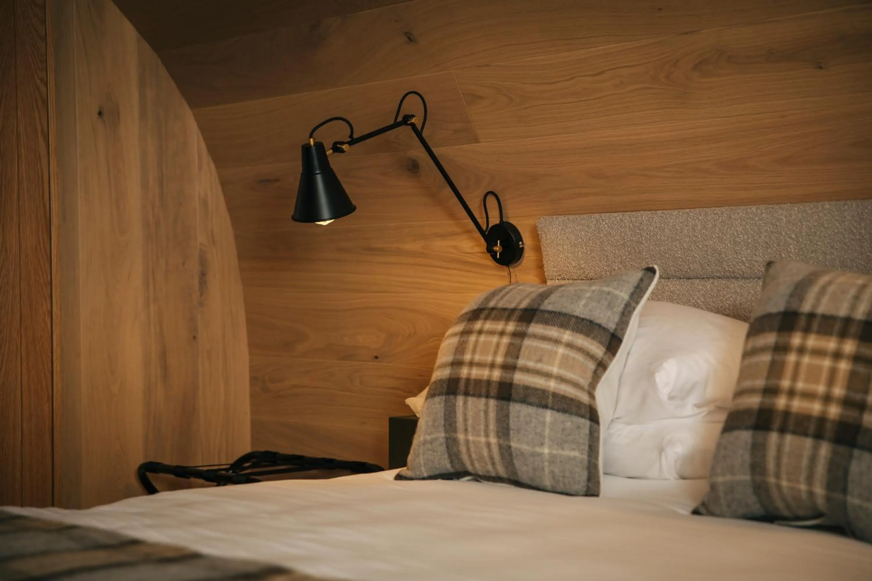 Bedroom, Bed in Bracken Hide Hotel