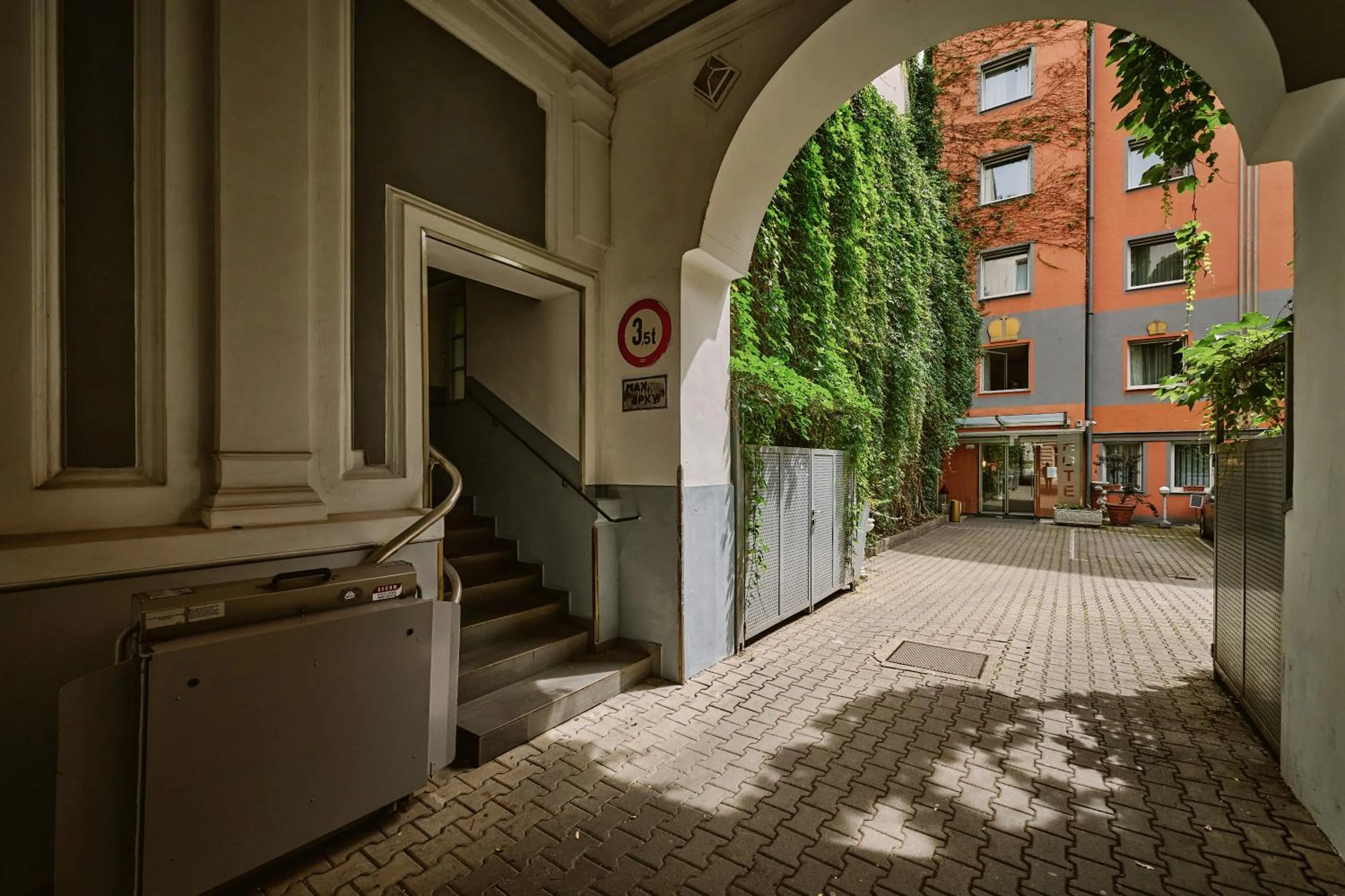 Property building in Hotel Deutschmeister