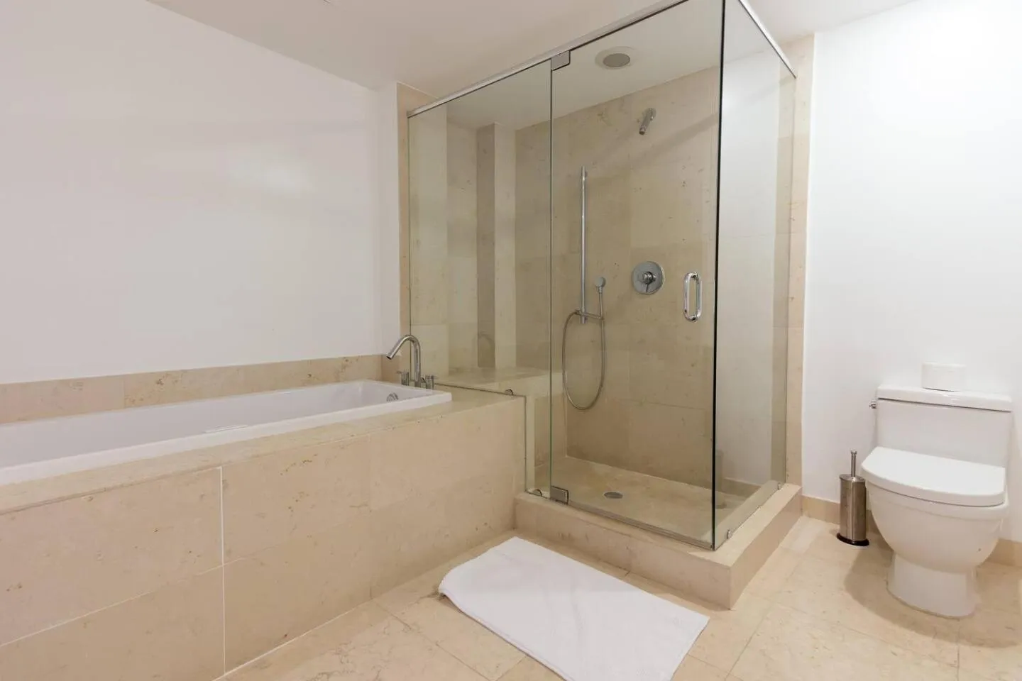 Shower in Amazing unit Miami Brickell with Sea & City View