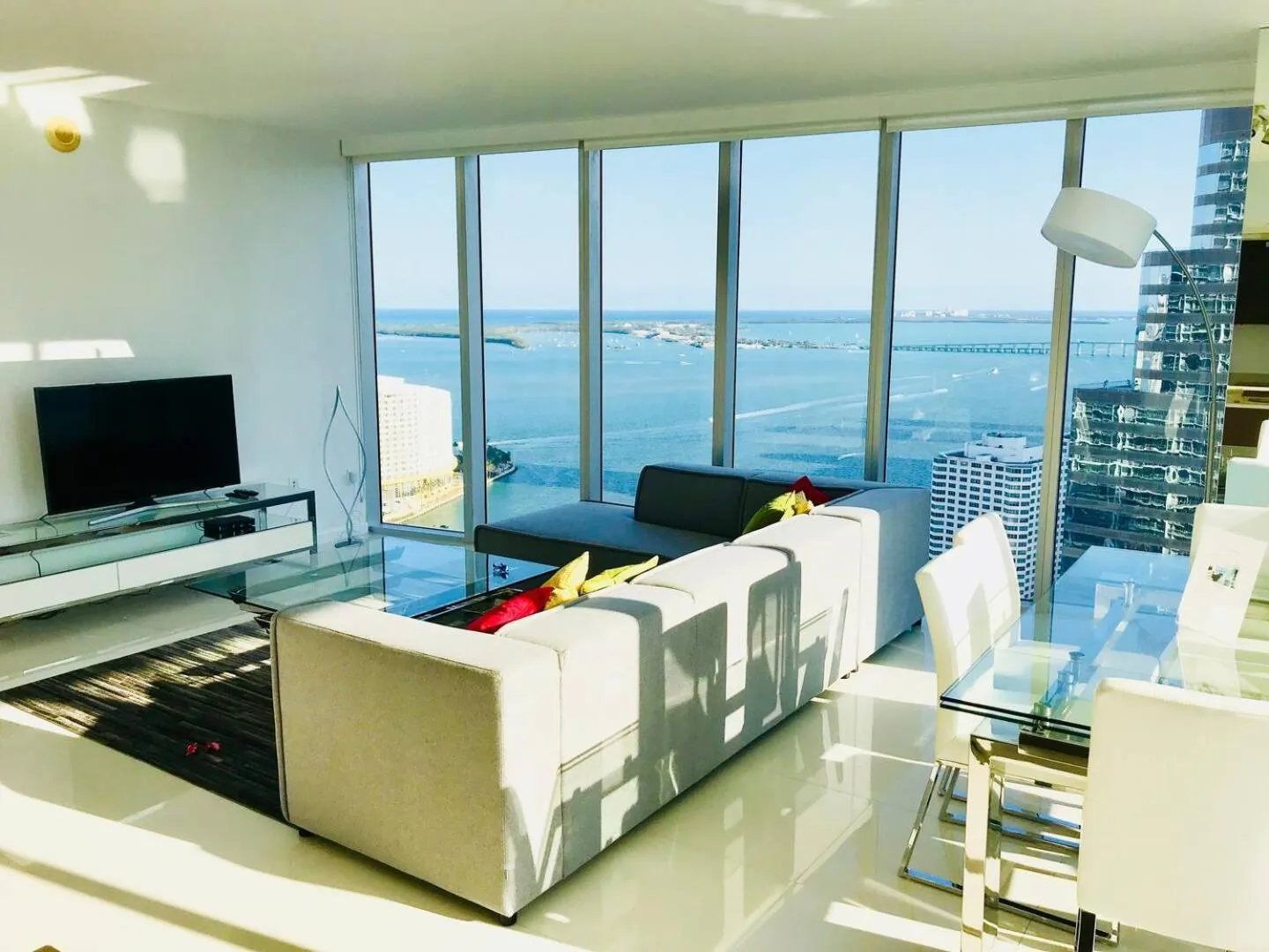 TV and multimedia in Amazing unit Miami Brickell with Sea & City View