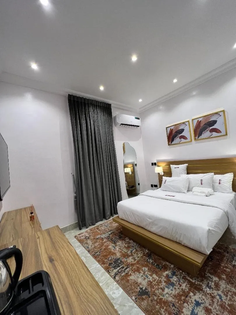 Bed in Bricks Residence