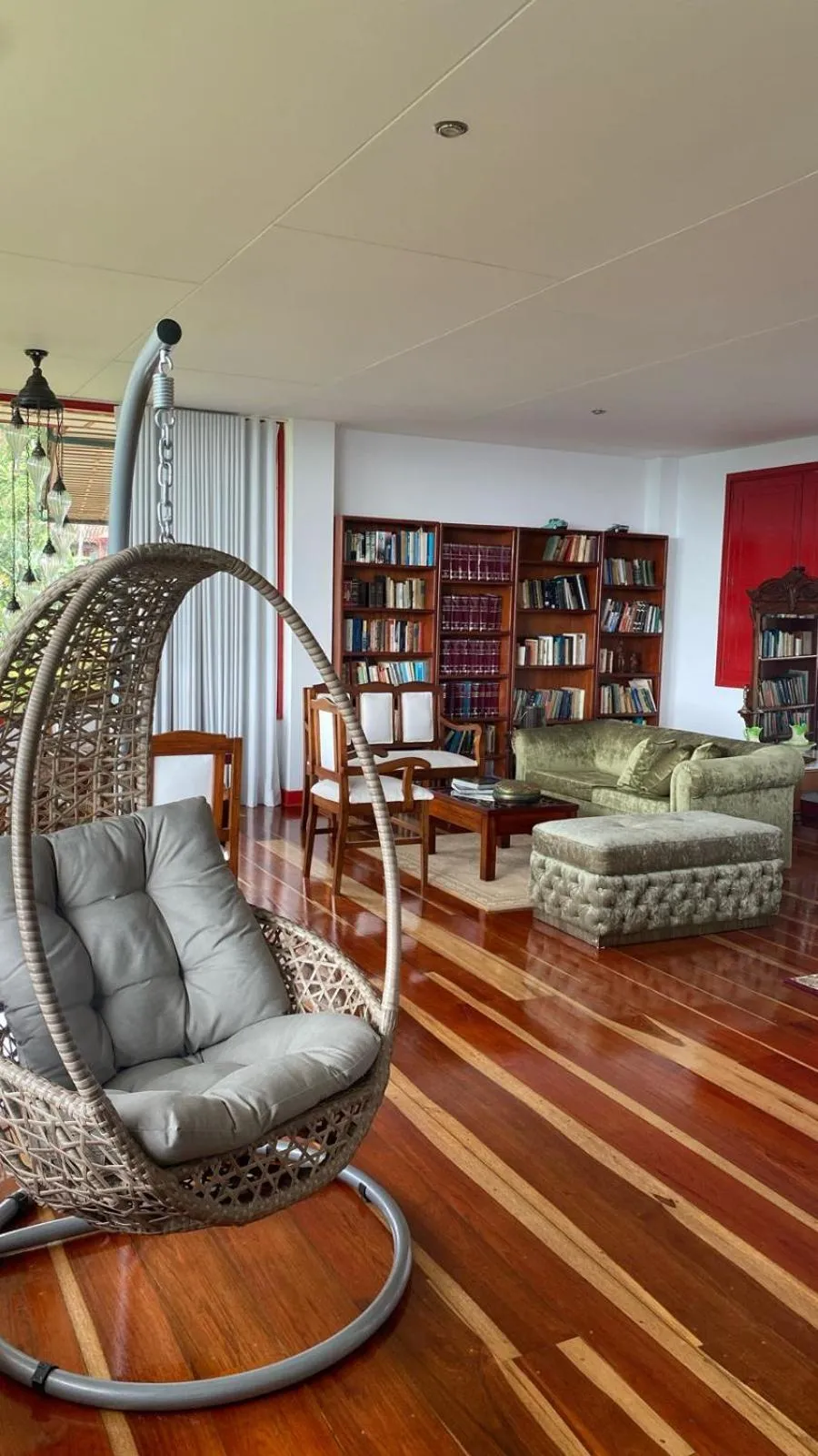 Library in Atardeceres del Cafe