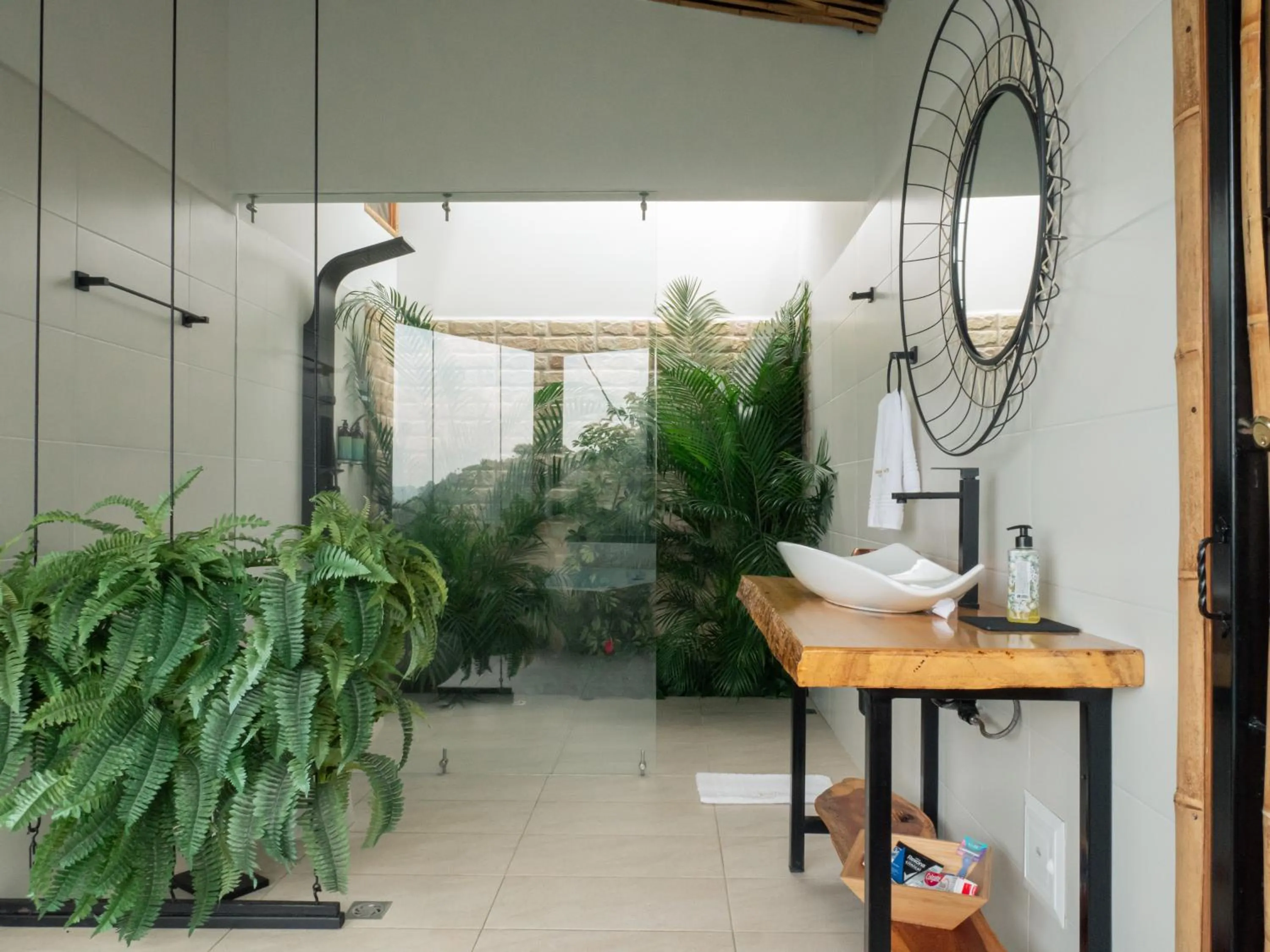 Shower in Atardeceres del Cafe