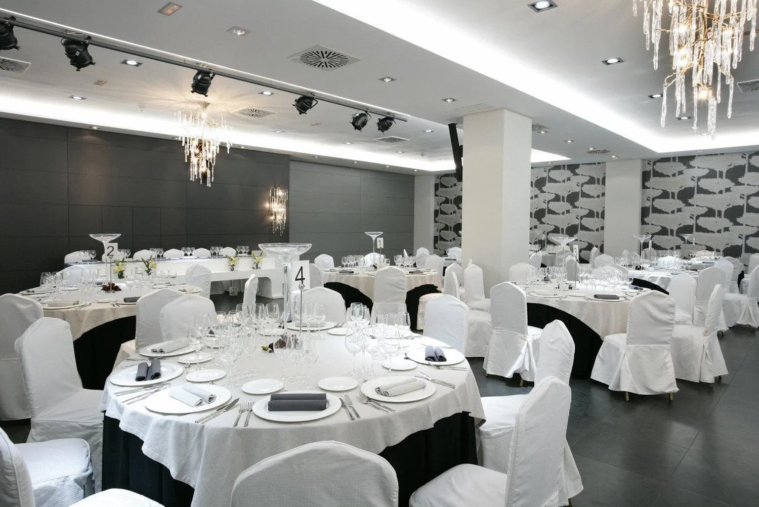 Banquet/Function facilities in BS Capitulaciones