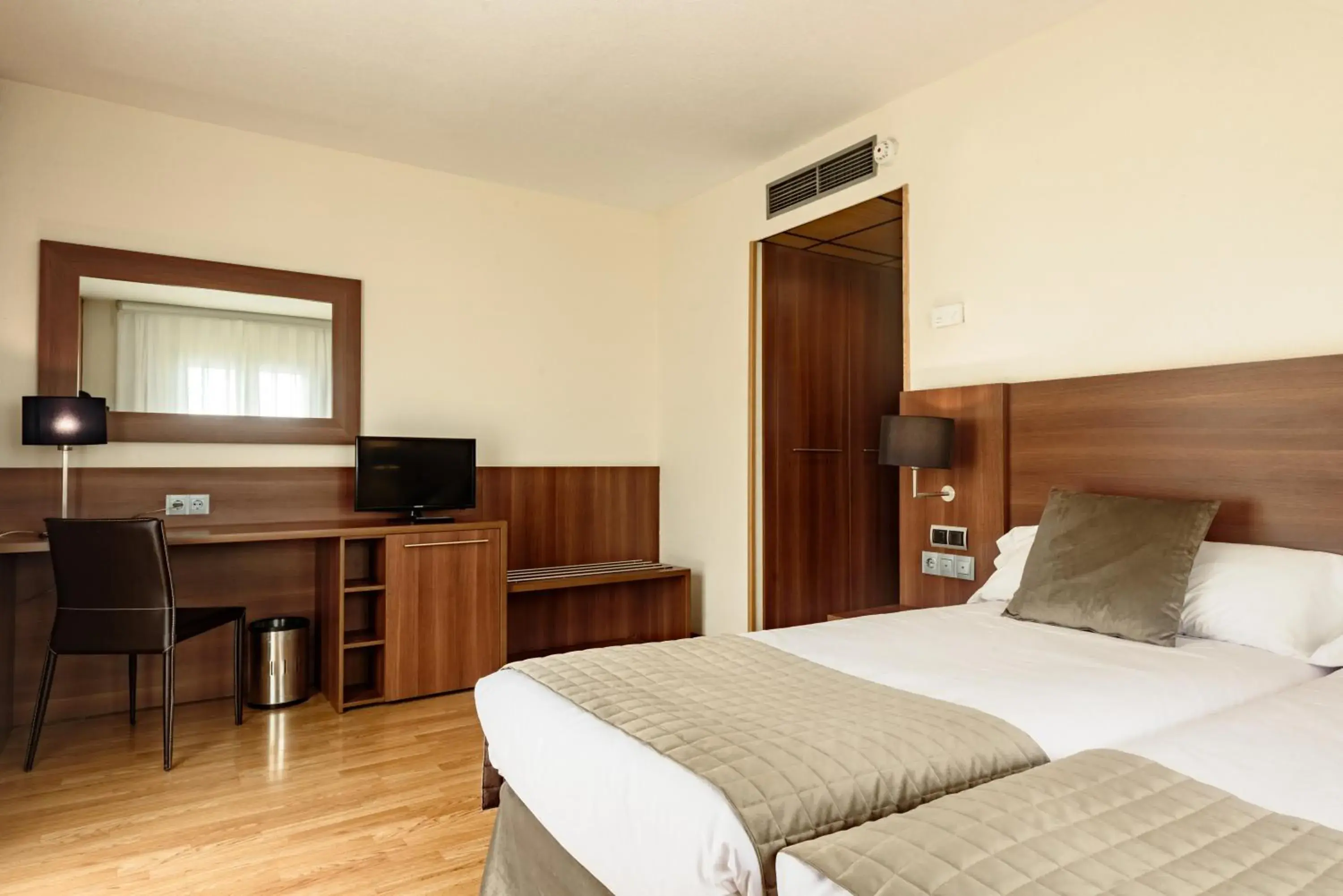 Standard Double Room in BS Capitulaciones Standard Double Room in BS Capitulaciones