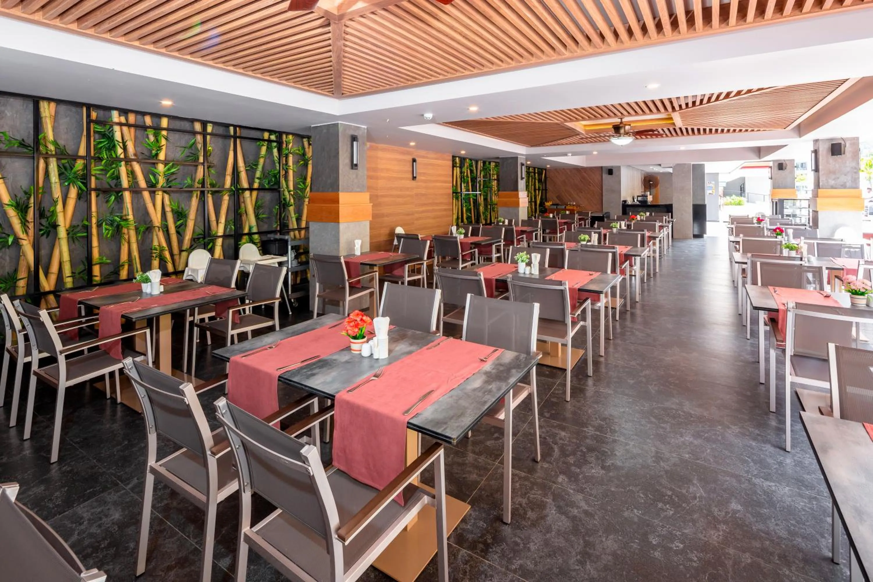 Restaurant/places to eat in Tuana Hotels Casa Del Sol