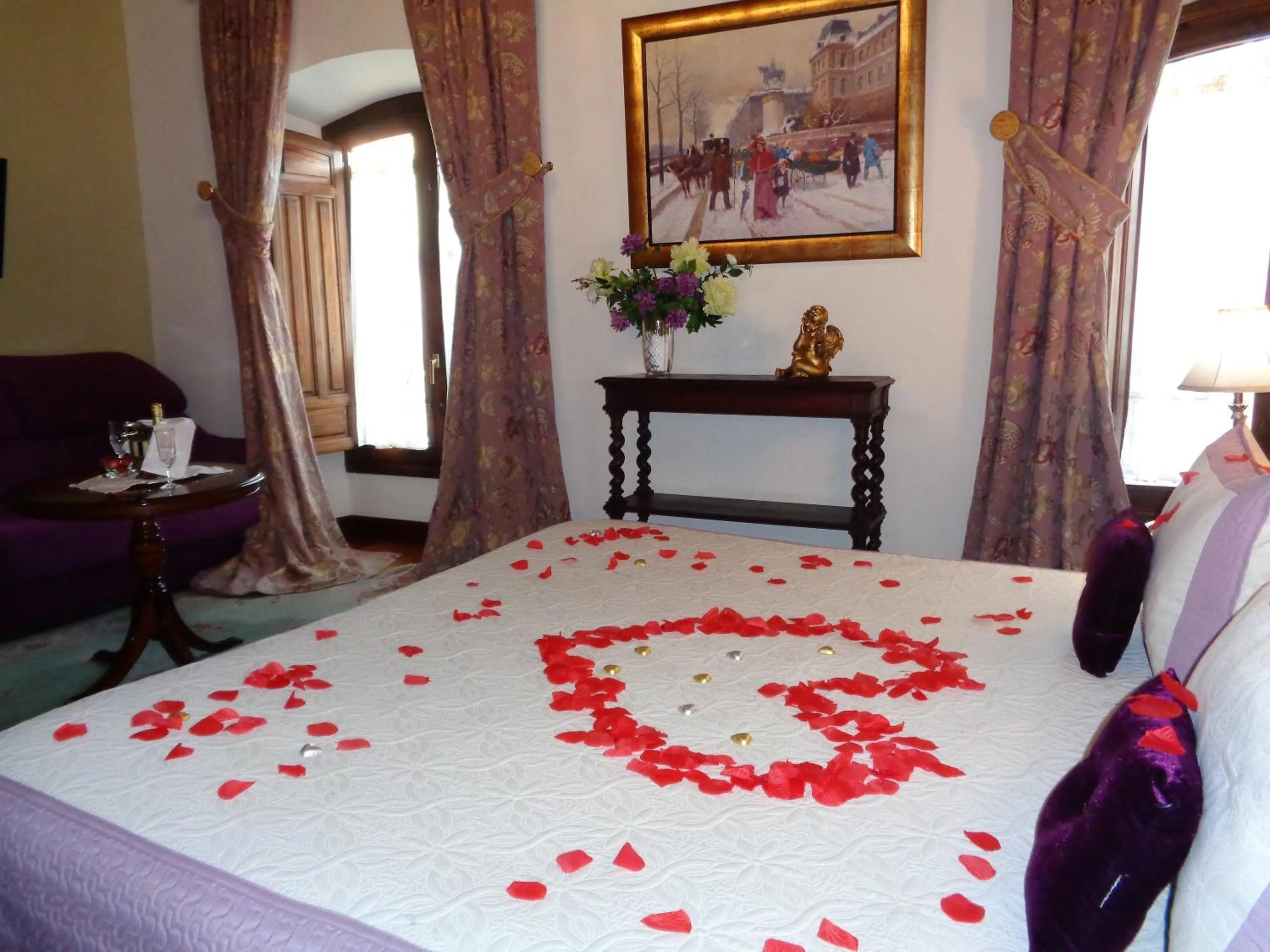 Decorative detail, Bed in Hotel Boutique Nueve Leyendas