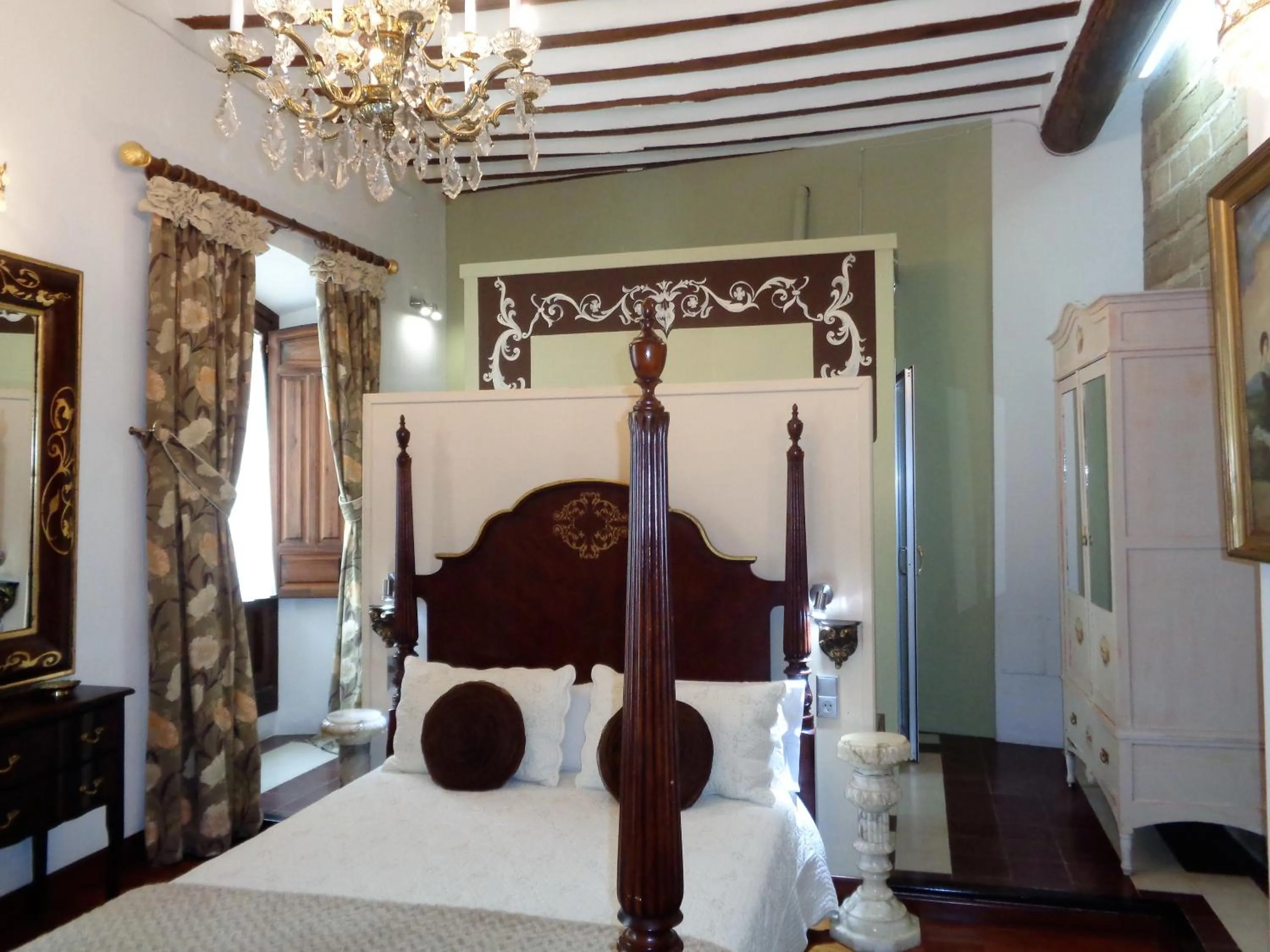 Decorative detail, Bed in Hotel Boutique Nueve Leyendas