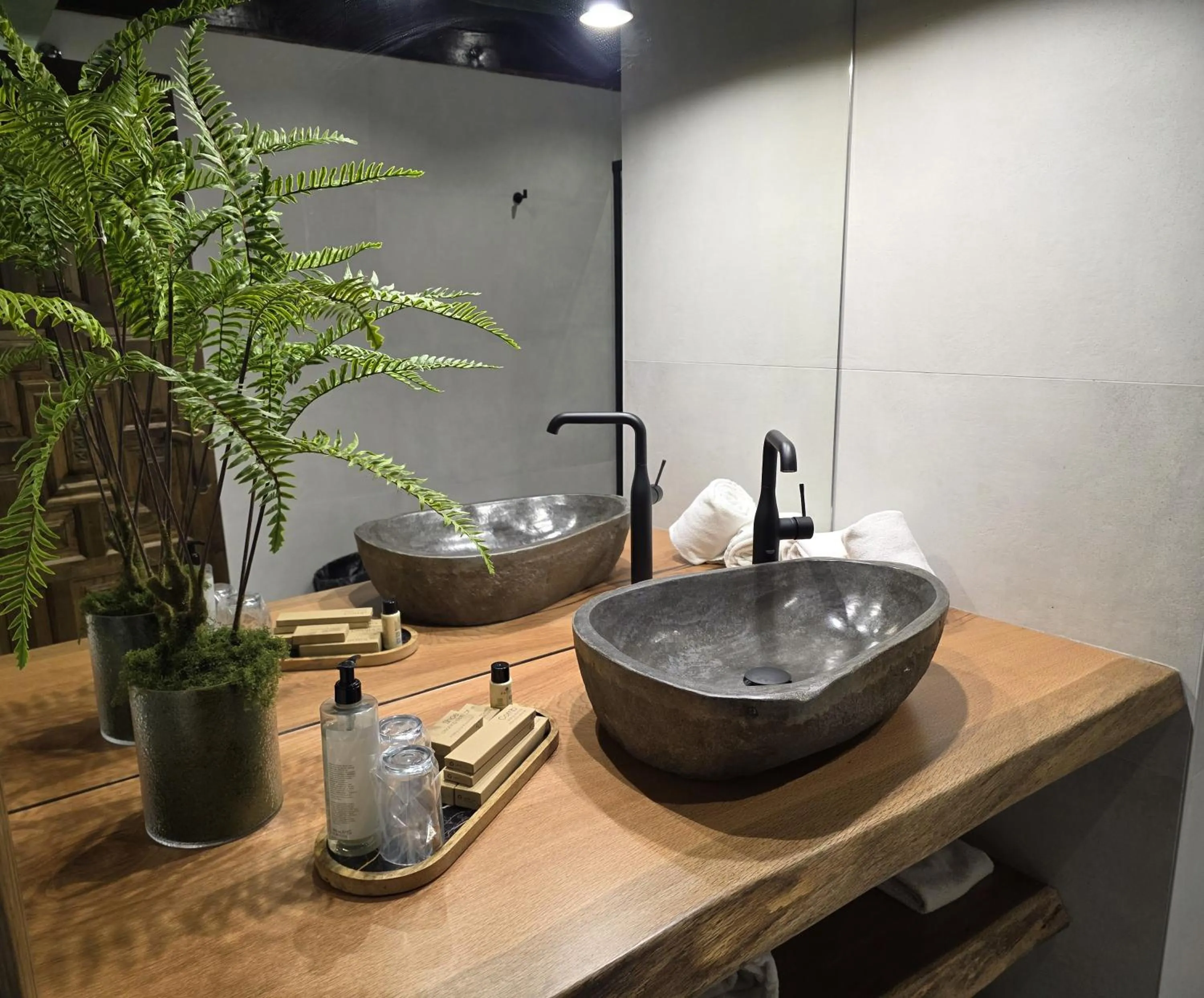 Shower in Hotel Casa del Marqués