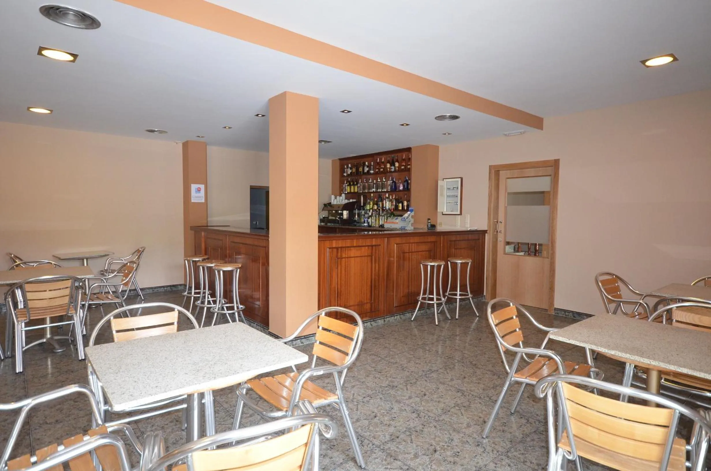 Lounge or bar in Hotel Susuqui