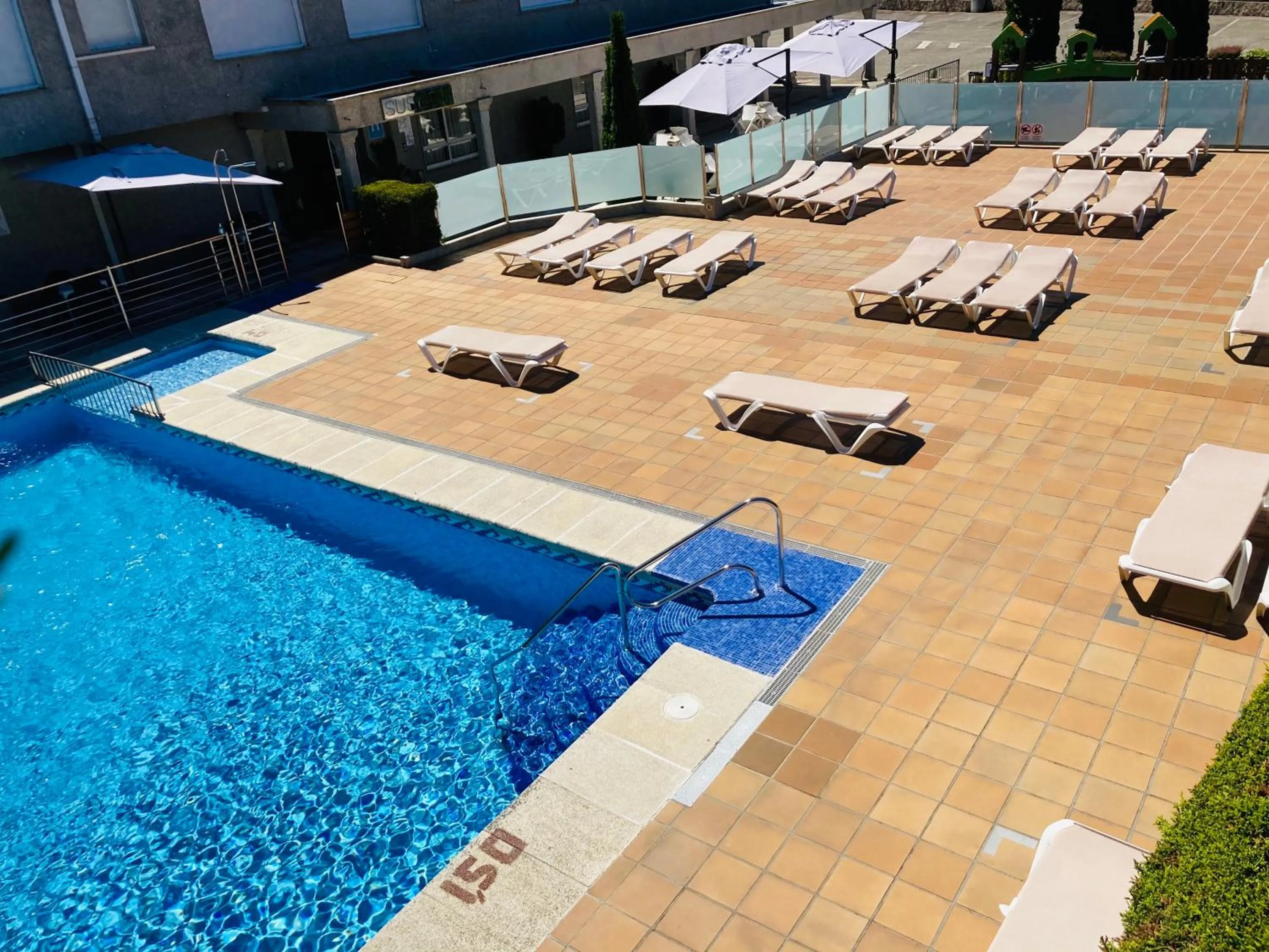 Swimming pool in Hotel Susuqui