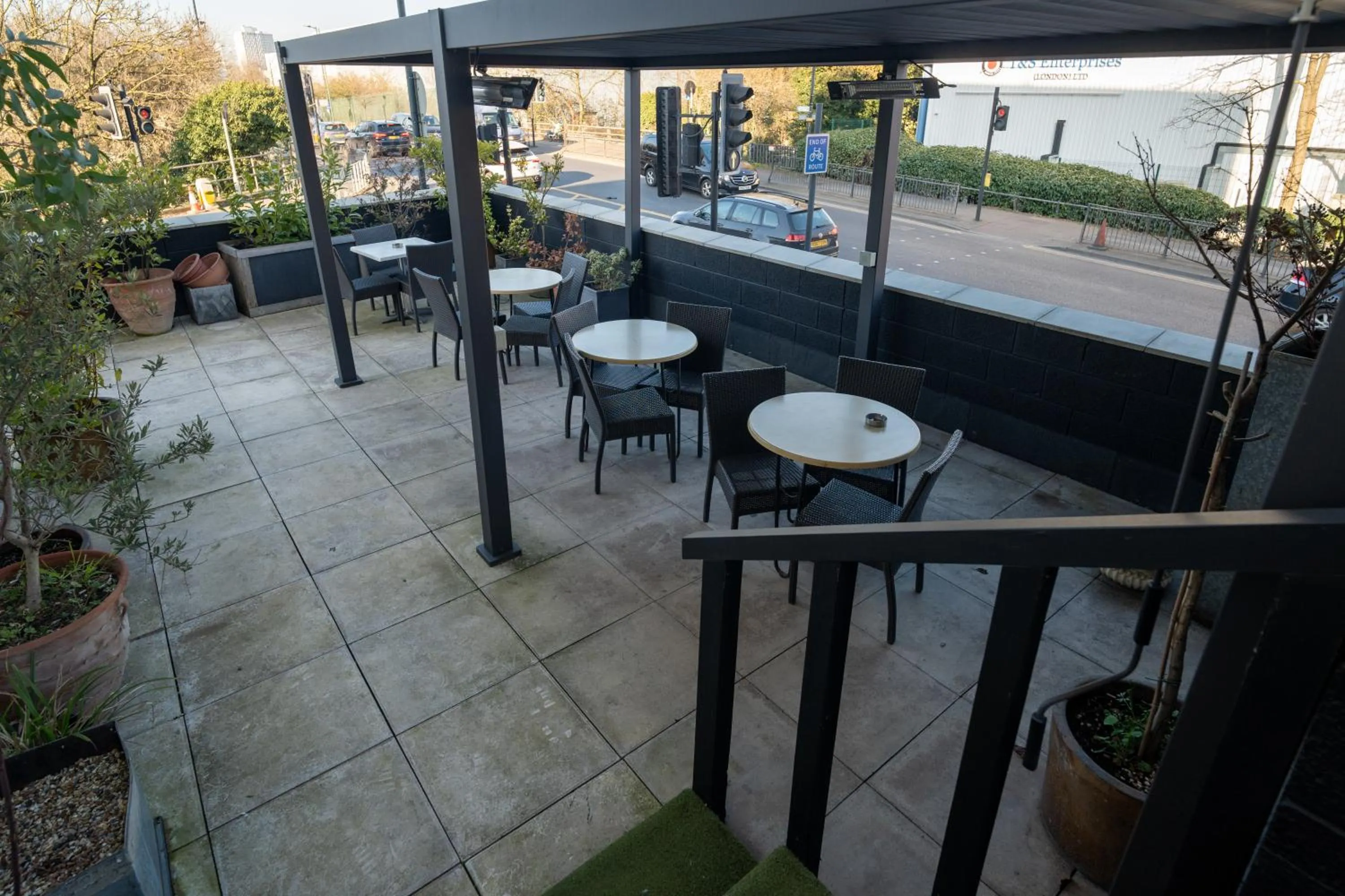 Patio in Abbey Point Hotel