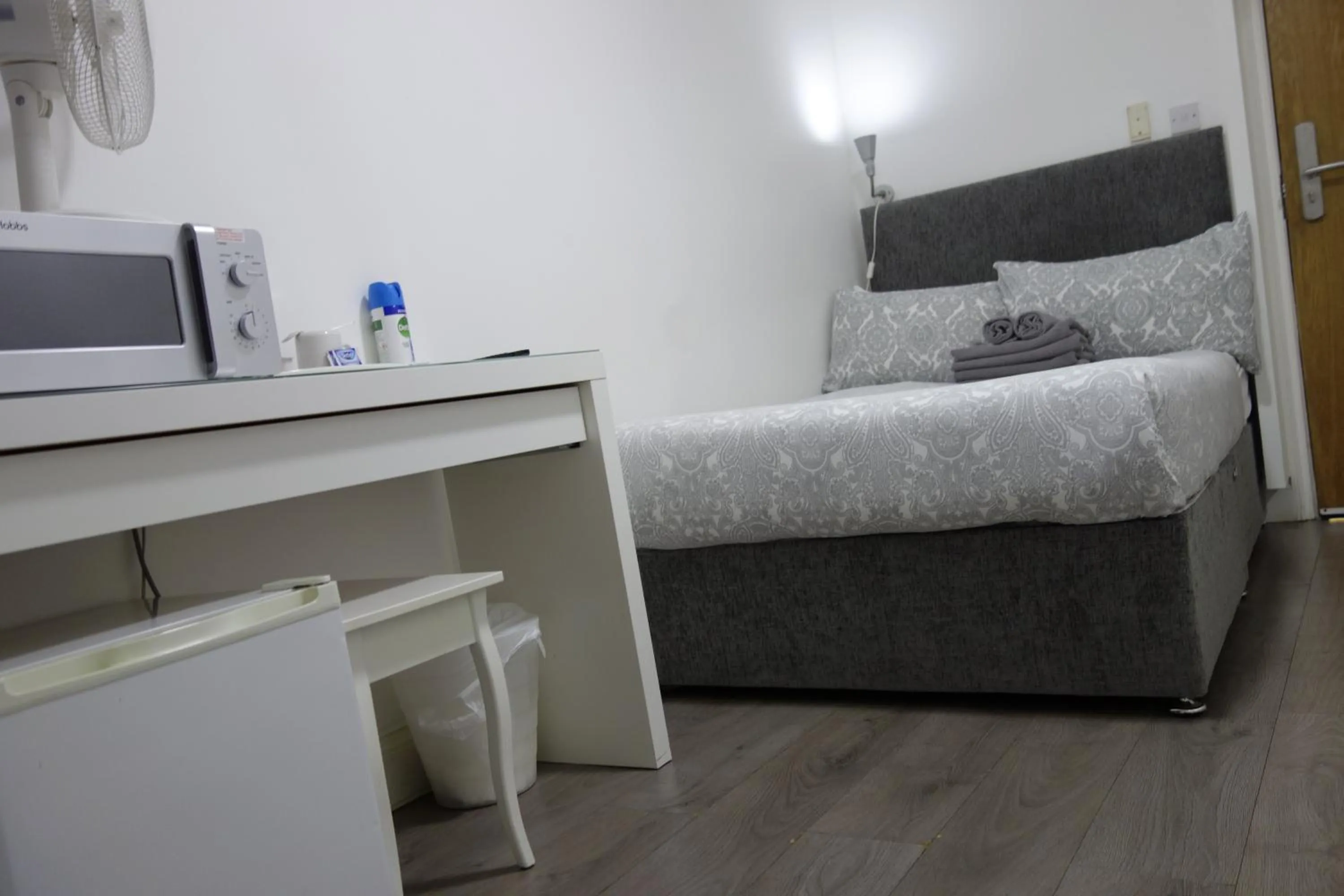 Bed in Abbey Point Hotel