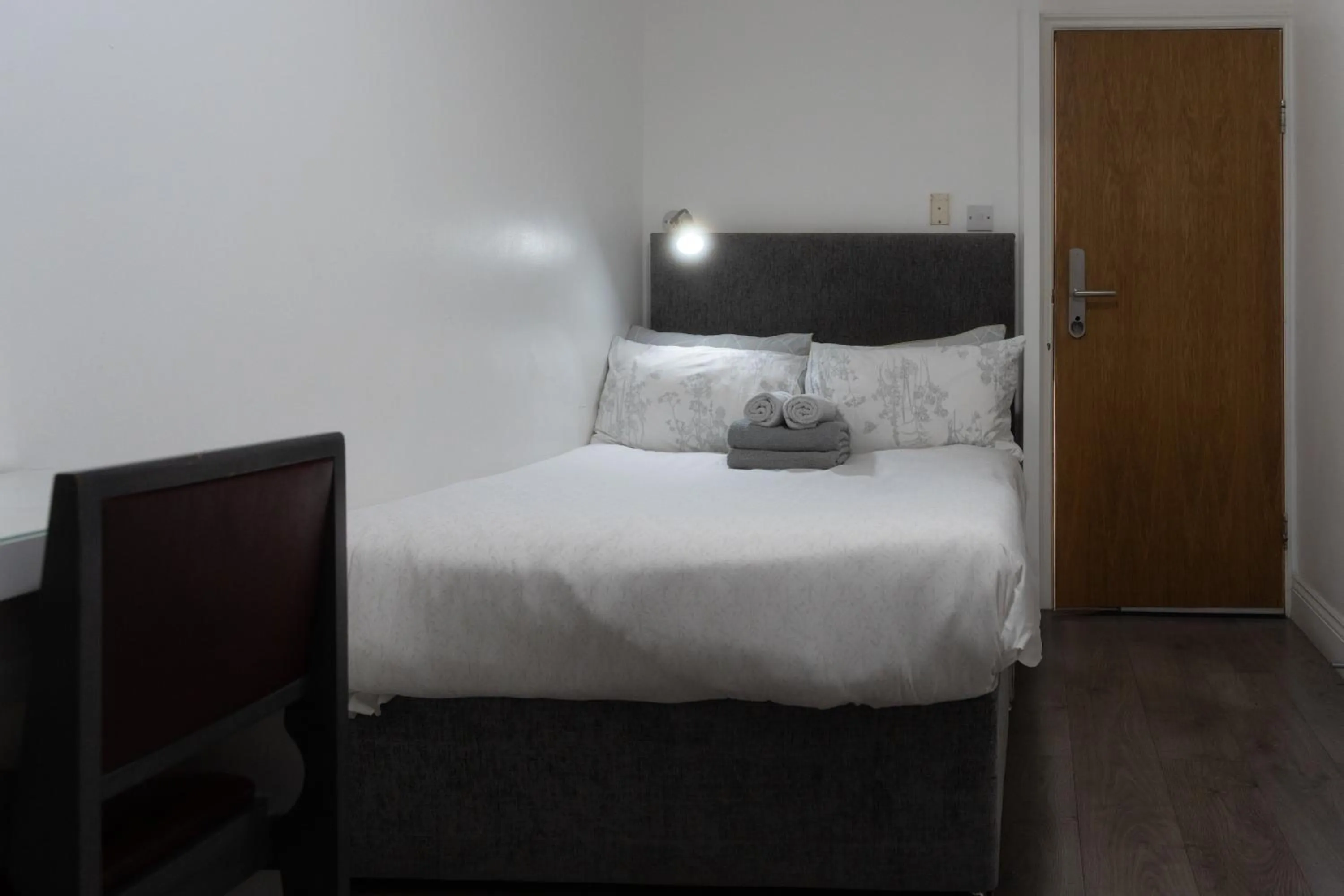 Bed in Abbey Point Hotel