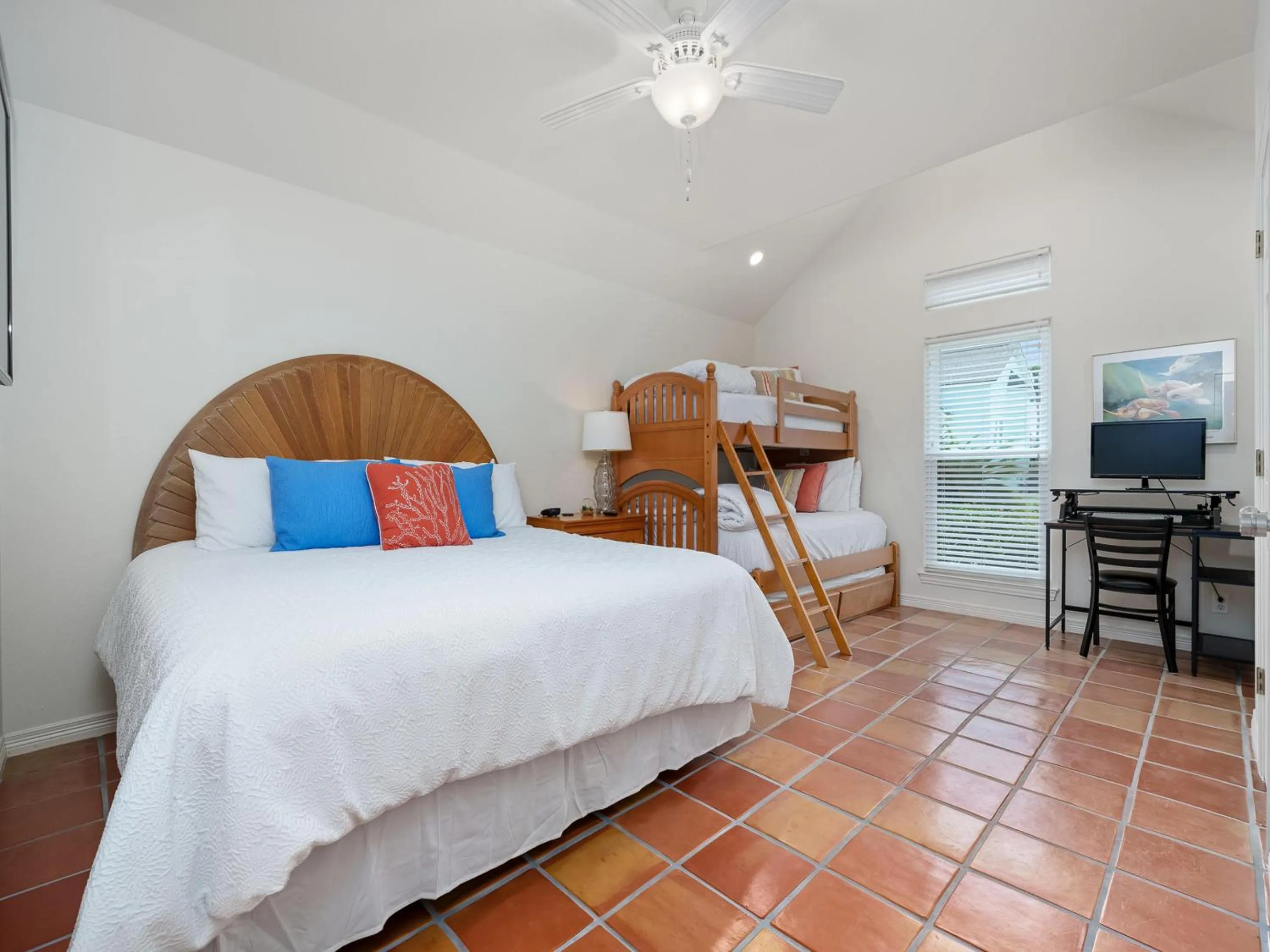 Property building, Bed in Flamingo House