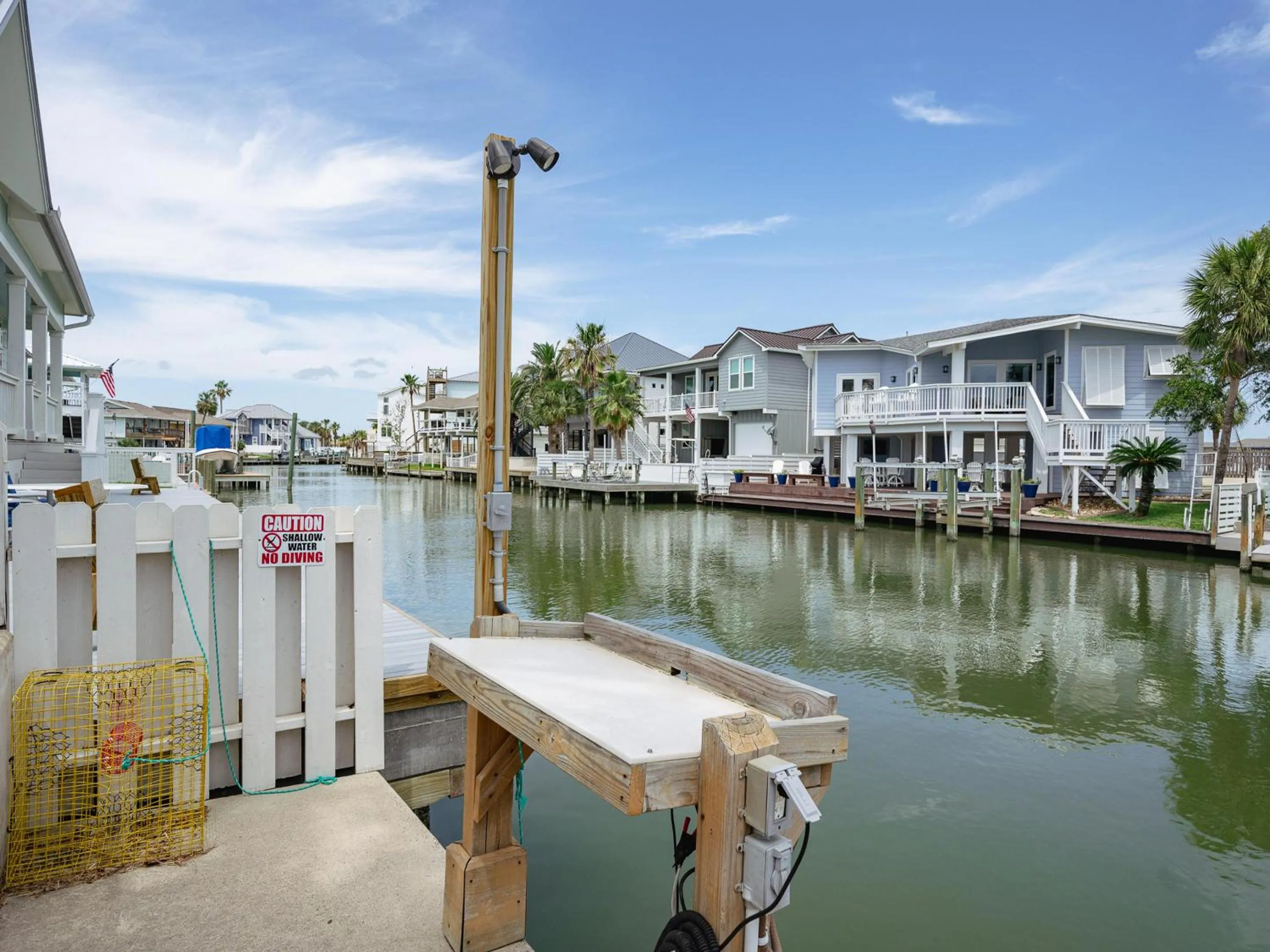 Property building in Flamingo House