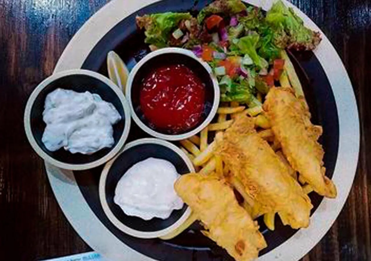 Restaurant/places to eat in M LILOAN PENSION HOUSE