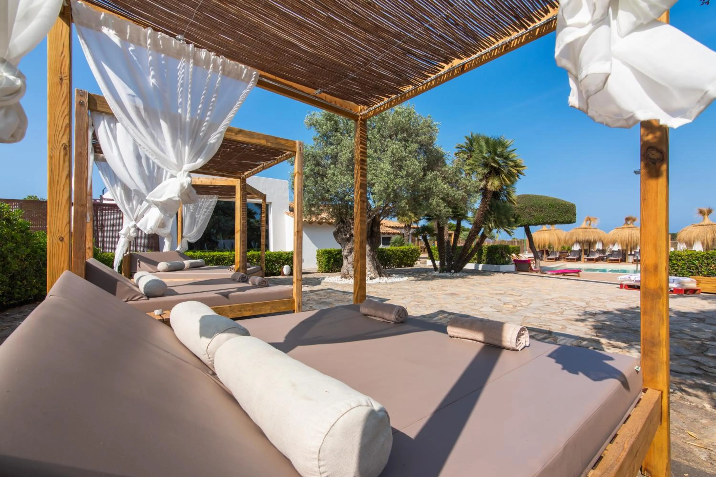 sunbed in Hotel Na Taconera