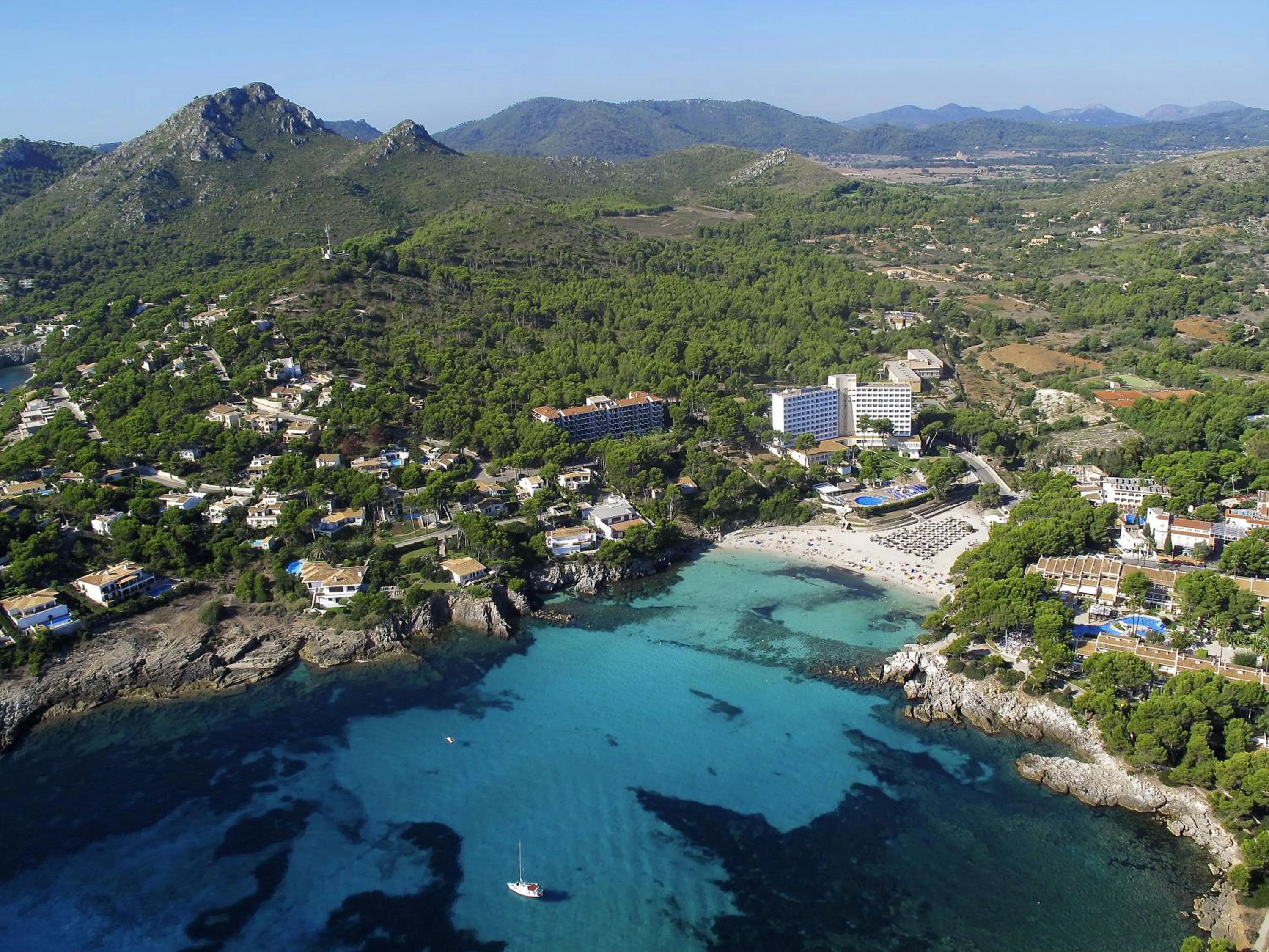 Day in Hotel Na Taconera