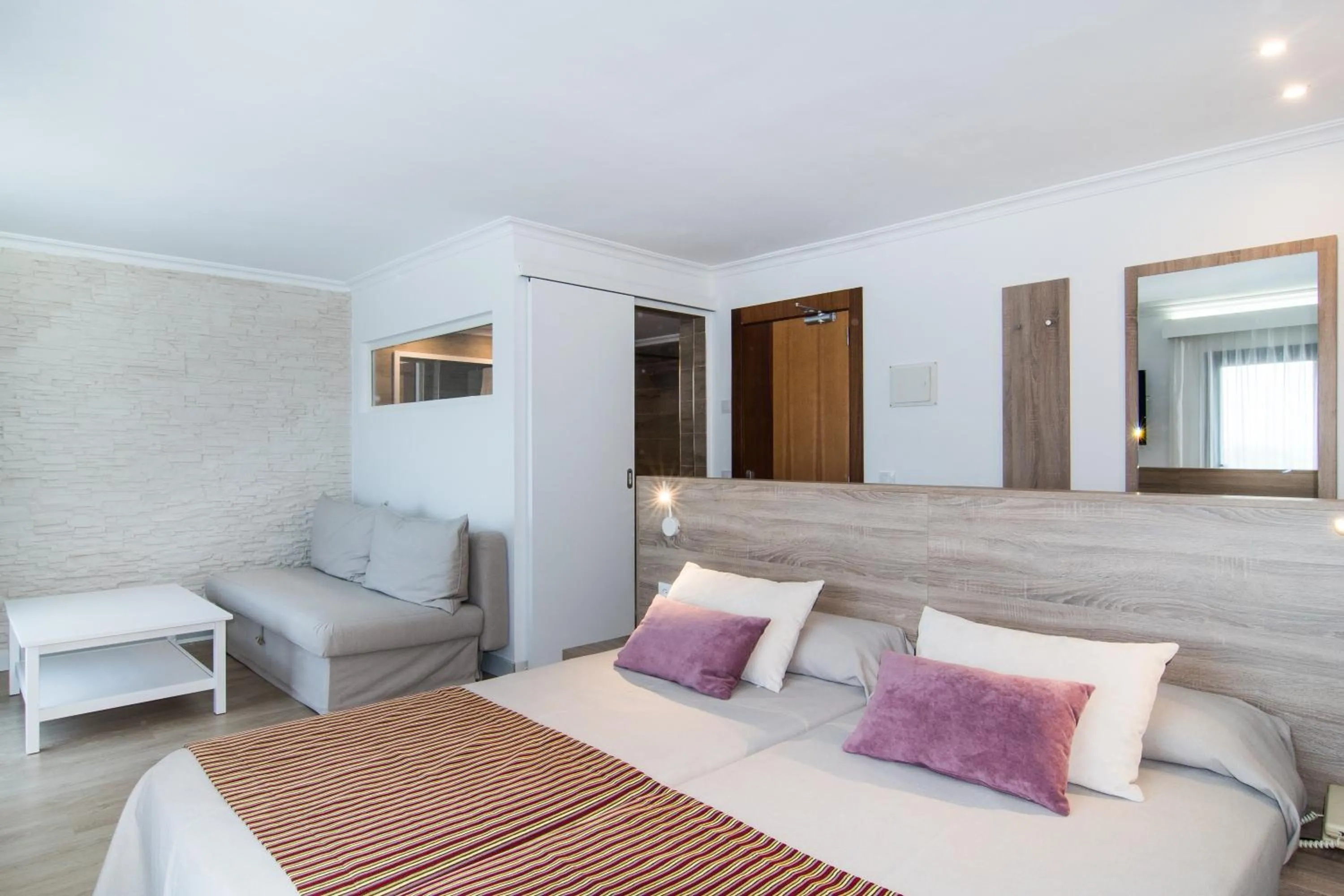 Bed in Hotel Na Taconera