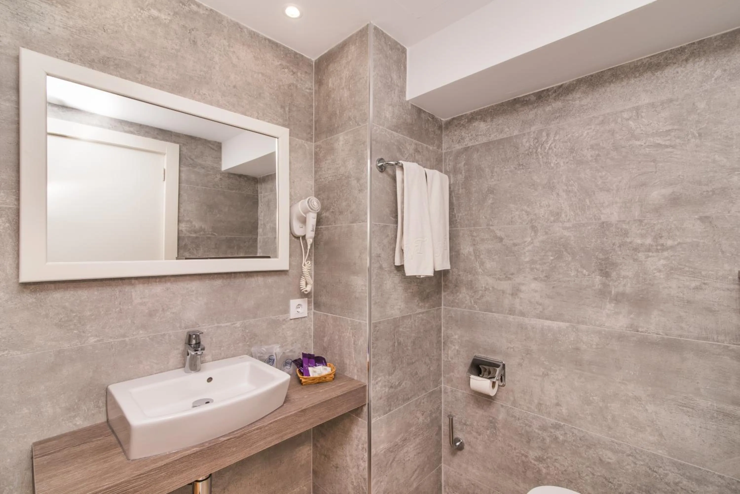 Bathroom in Hotel Na Taconera