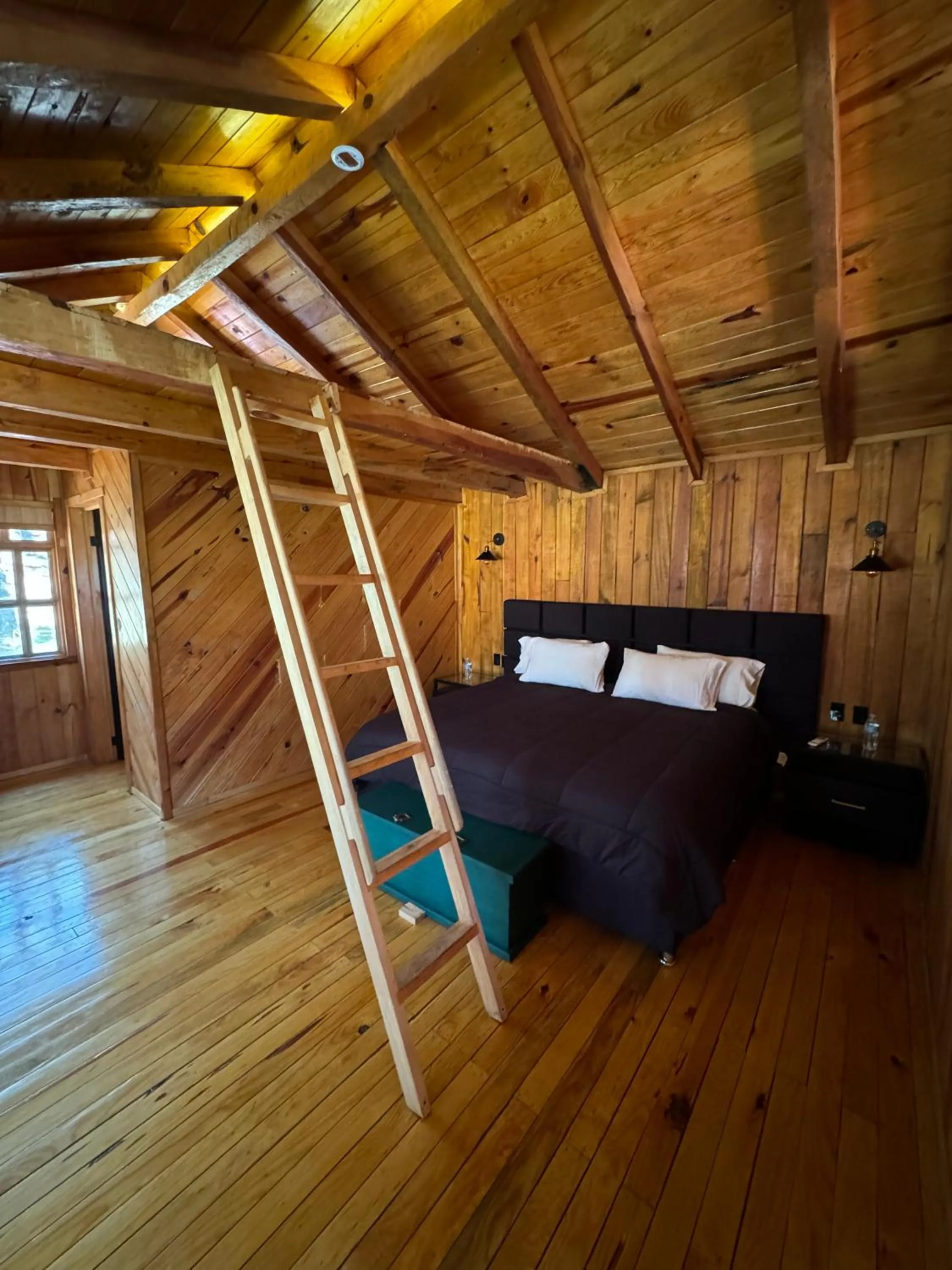 Bed in PINE TREE Mazamitla Hotel Boutique & Cabañas