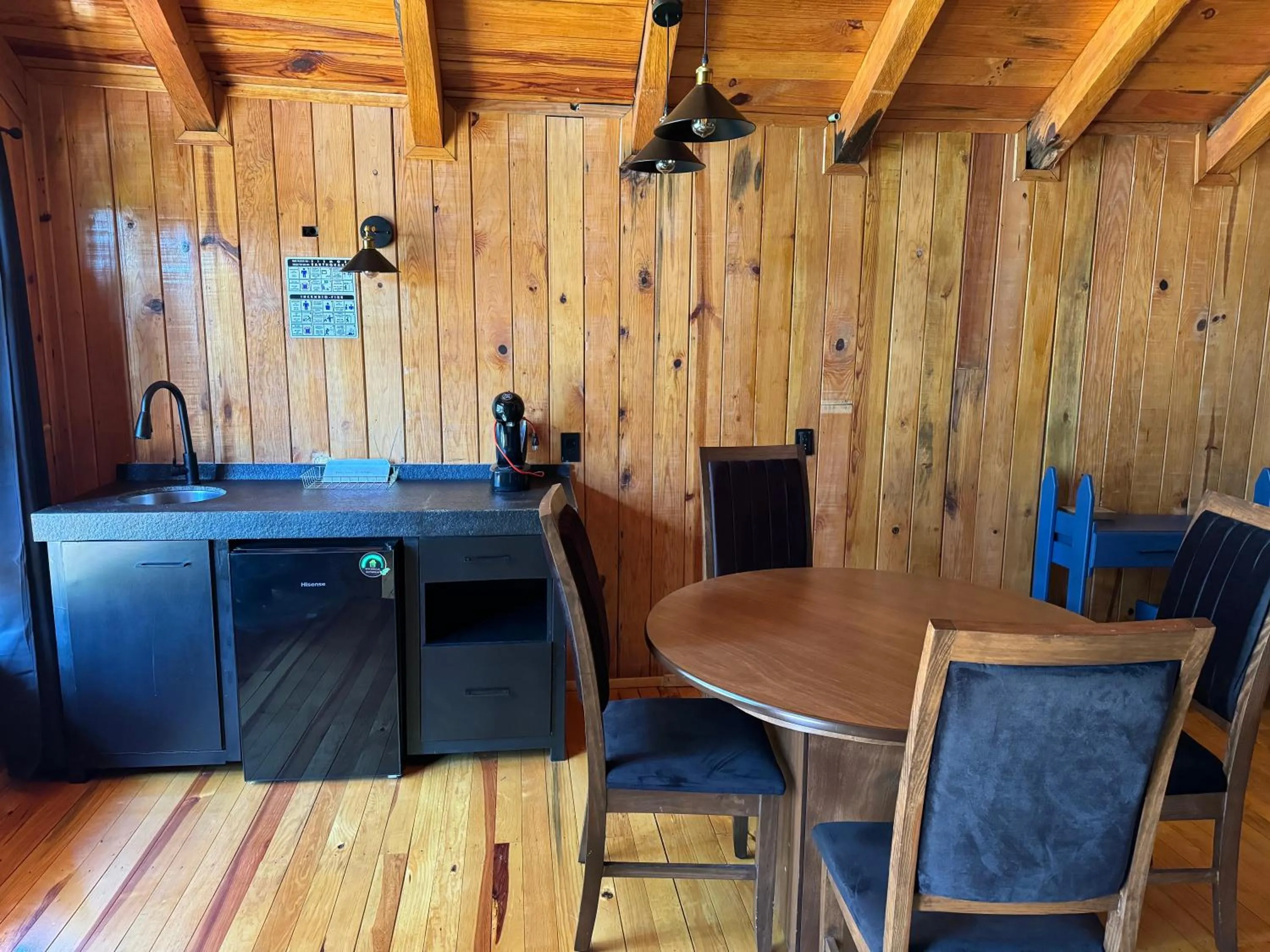 kitchen in PINE TREE Mazamitla Hotel Boutique & Cabañas