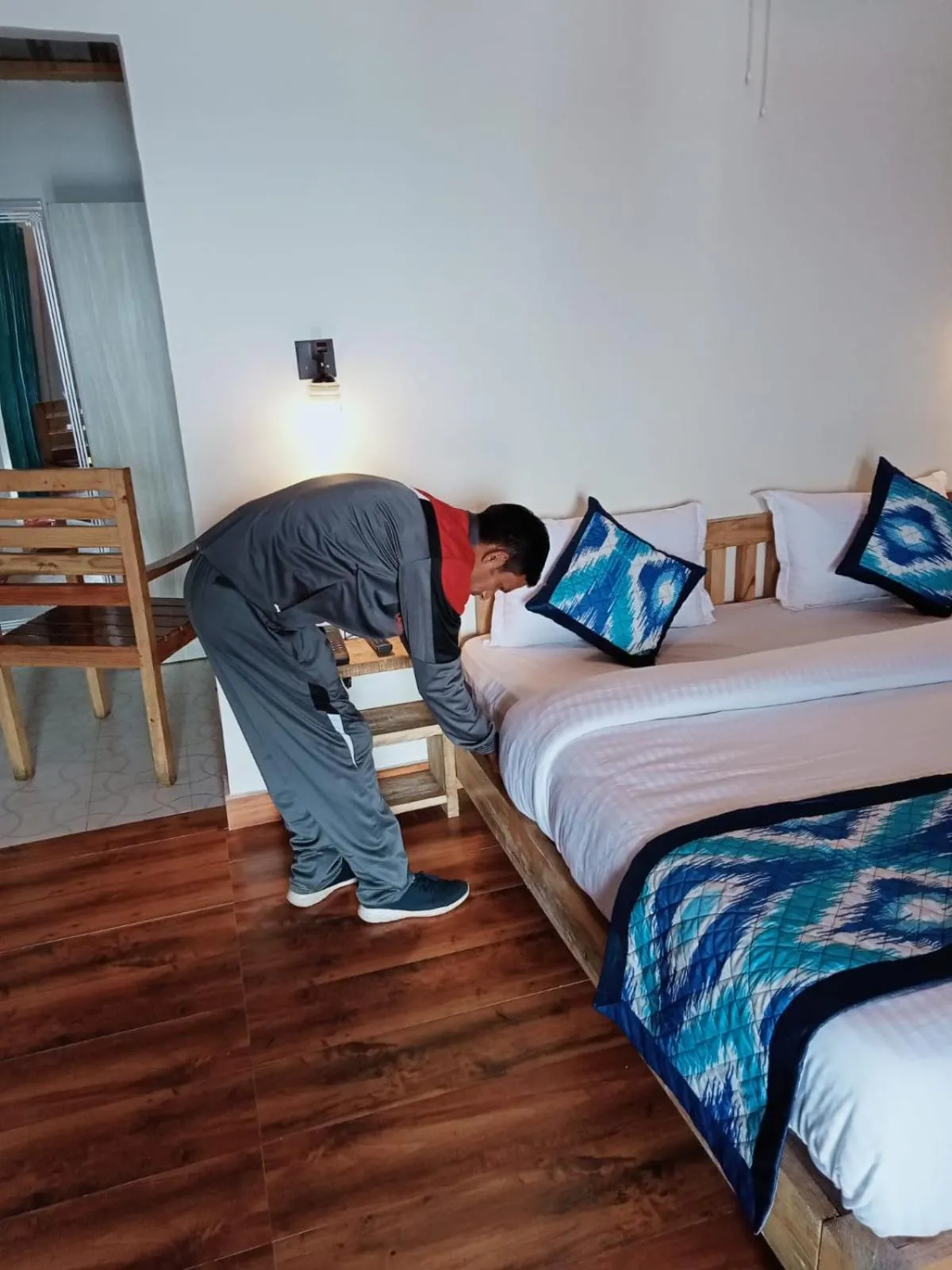 Bed in LaSerene The Cottage - Pangoot