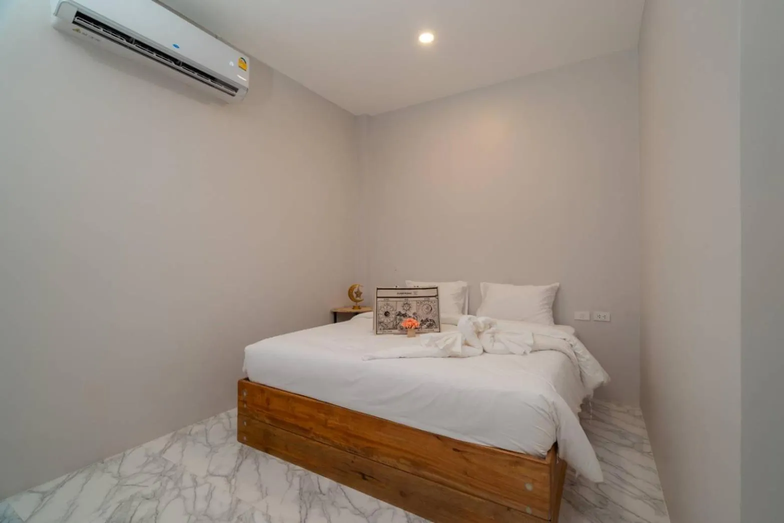 Bed in Terminal 58 Airport