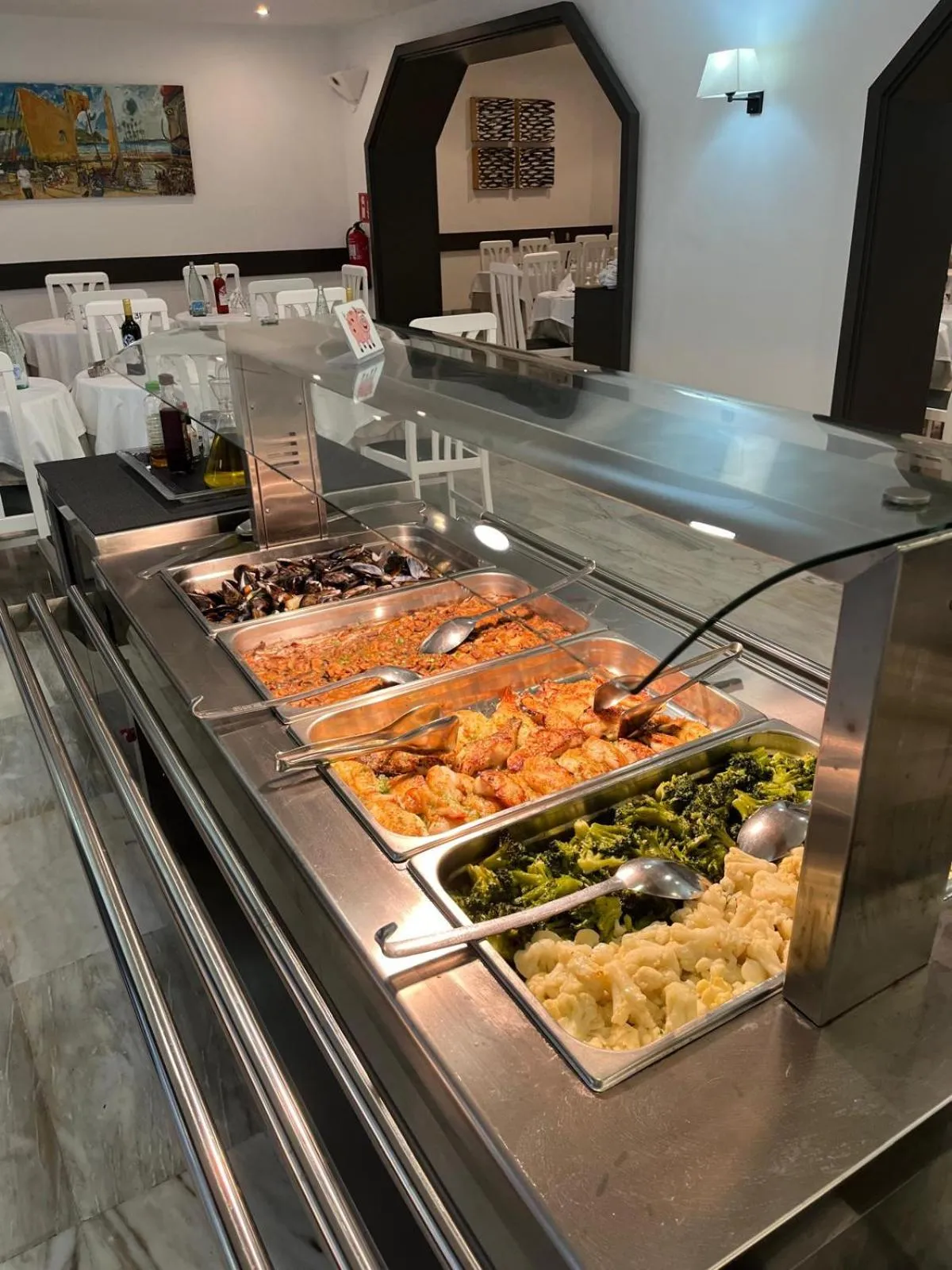 Food in Nautilus Hotel