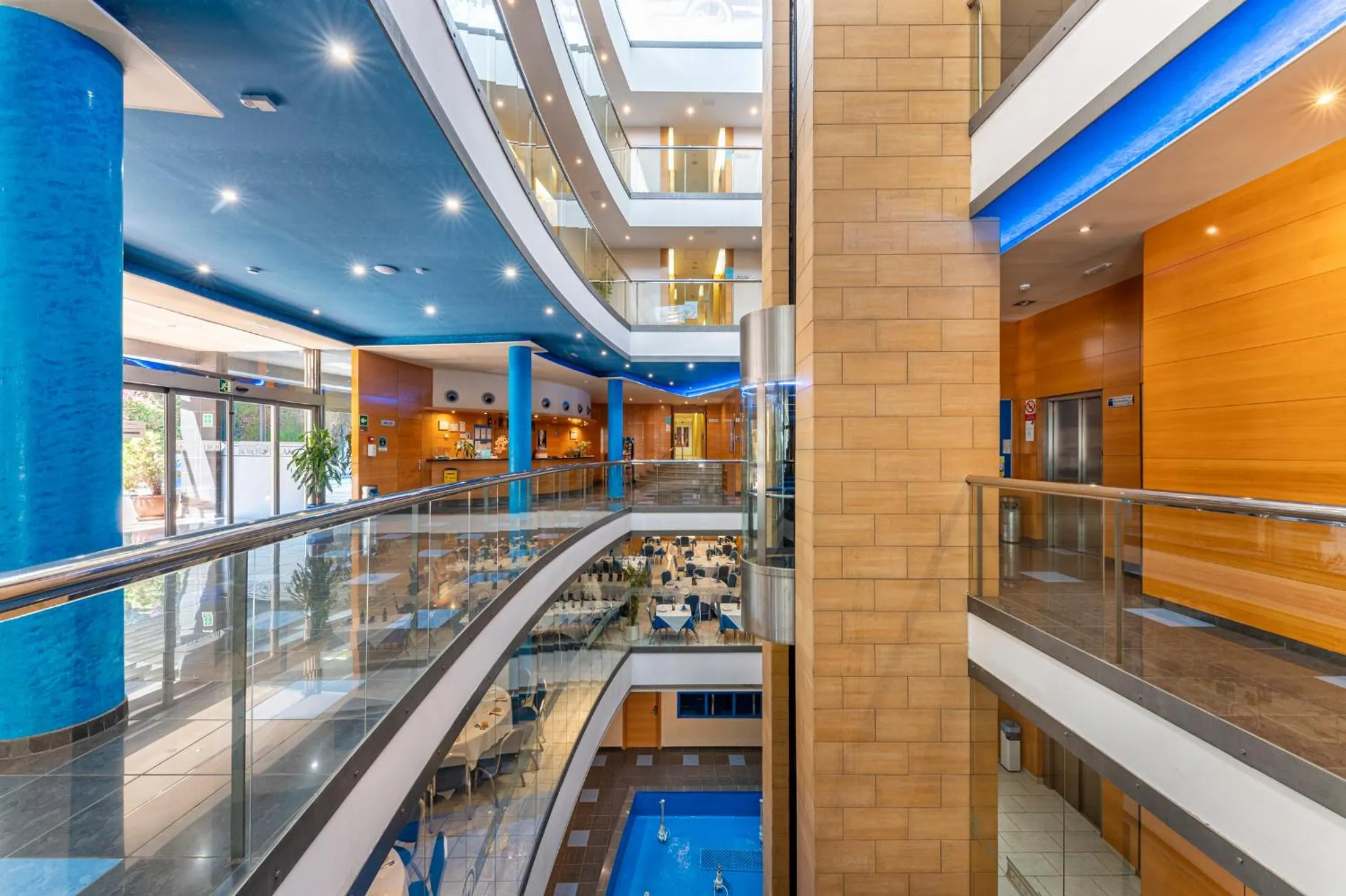 Property building in Hotel Rober Palas