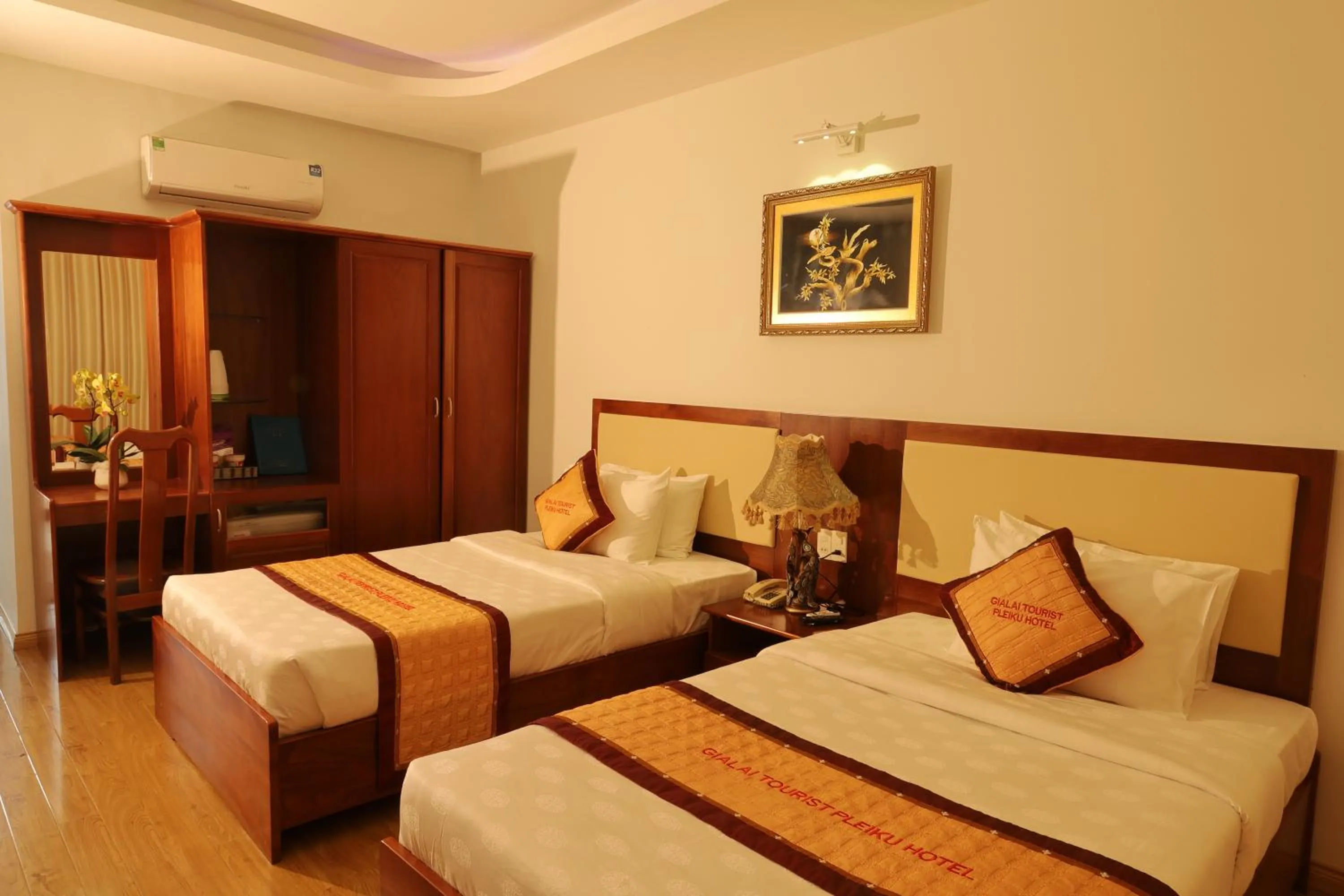 Bed in Pleiku Hotel by Gia Lai Tourist