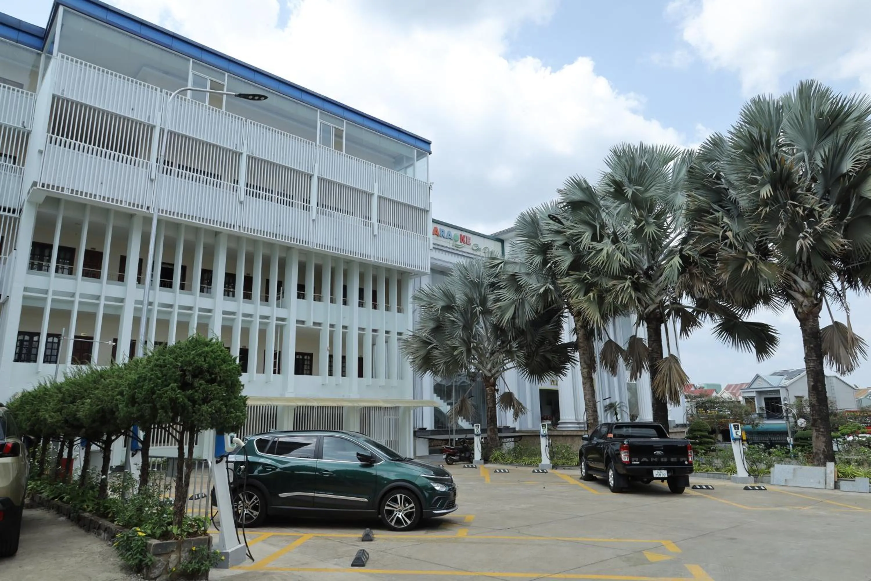 Property building in Pleiku Hotel by Gia Lai Tourist