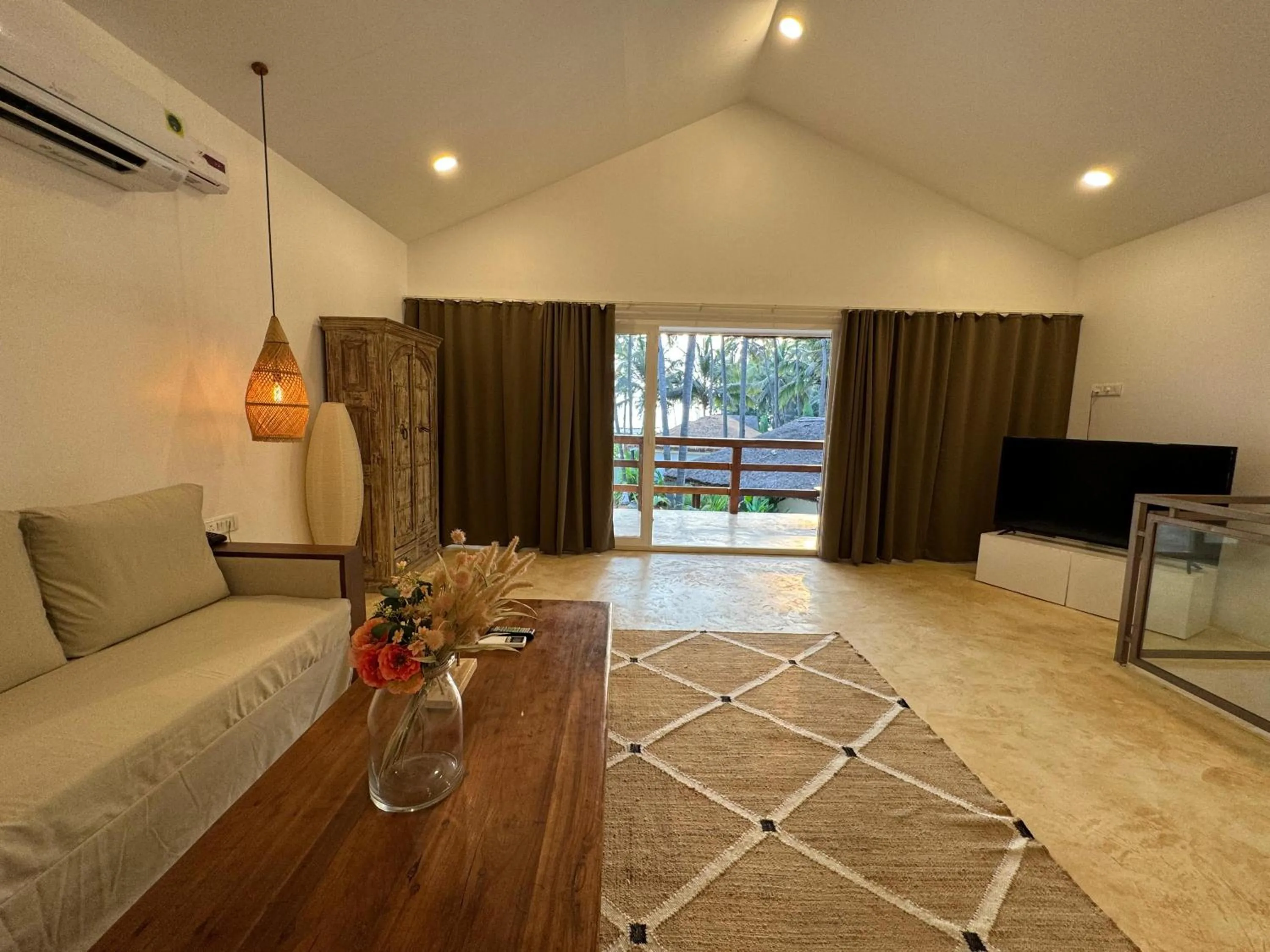 TV and multimedia in Thalassa Beach Boutique Resort