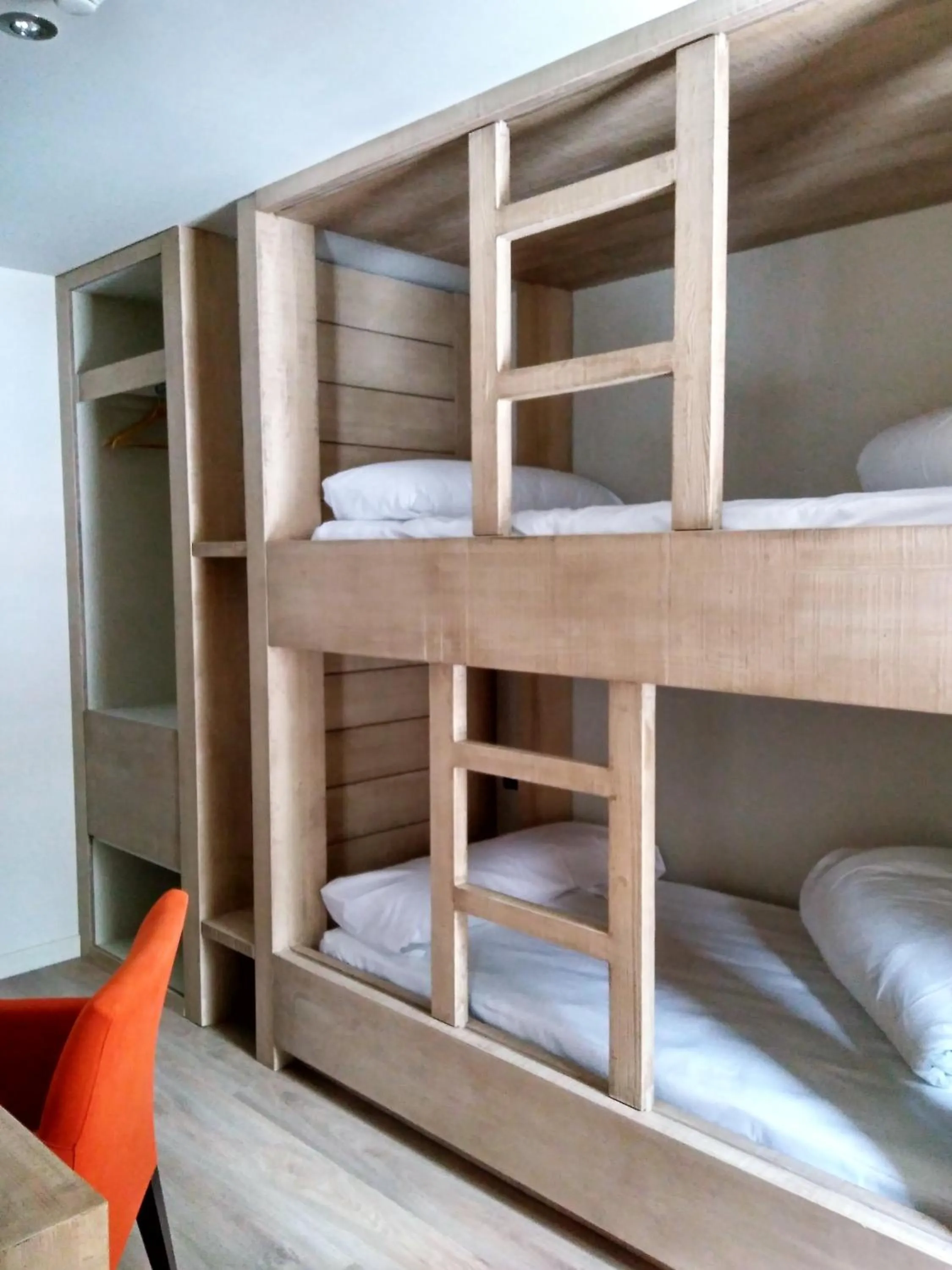 Decorative detail, Bed in Hotel Santa Cristina Petit Spa