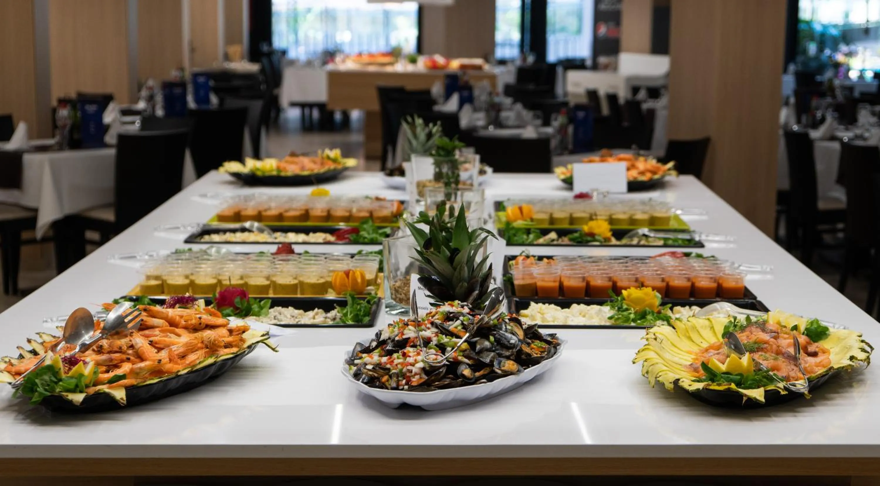 Food and drinks in Medplaya Hotel Rio Park