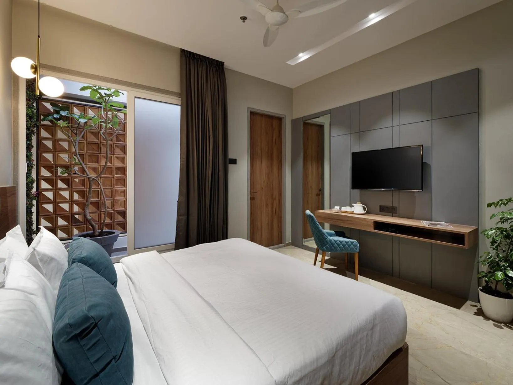 Bed in Hotel Akruti, Nanded