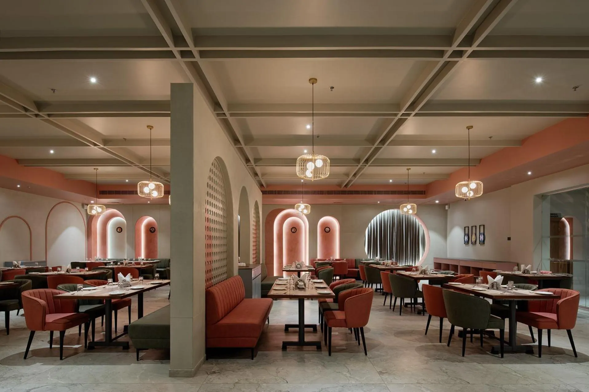 Restaurant/places to eat in Hotel Akruti, Nanded