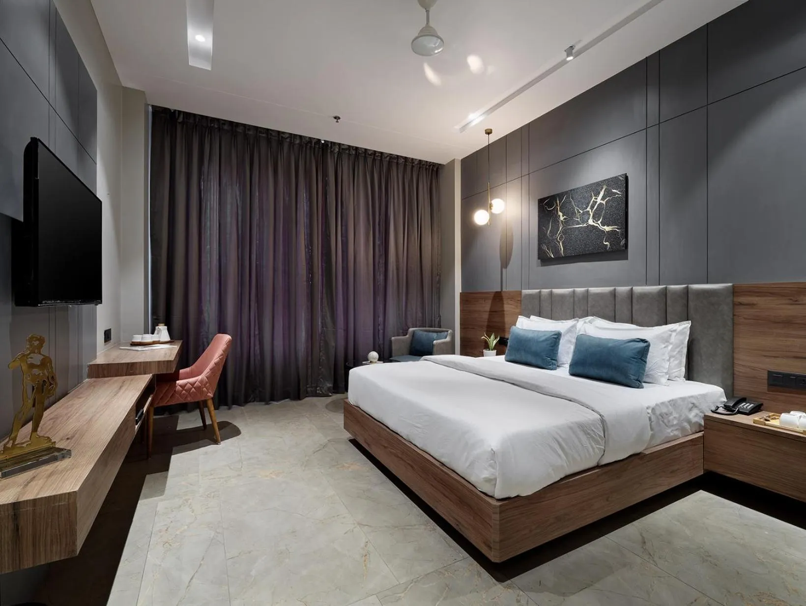 Bed in Hotel Akruti, Nanded