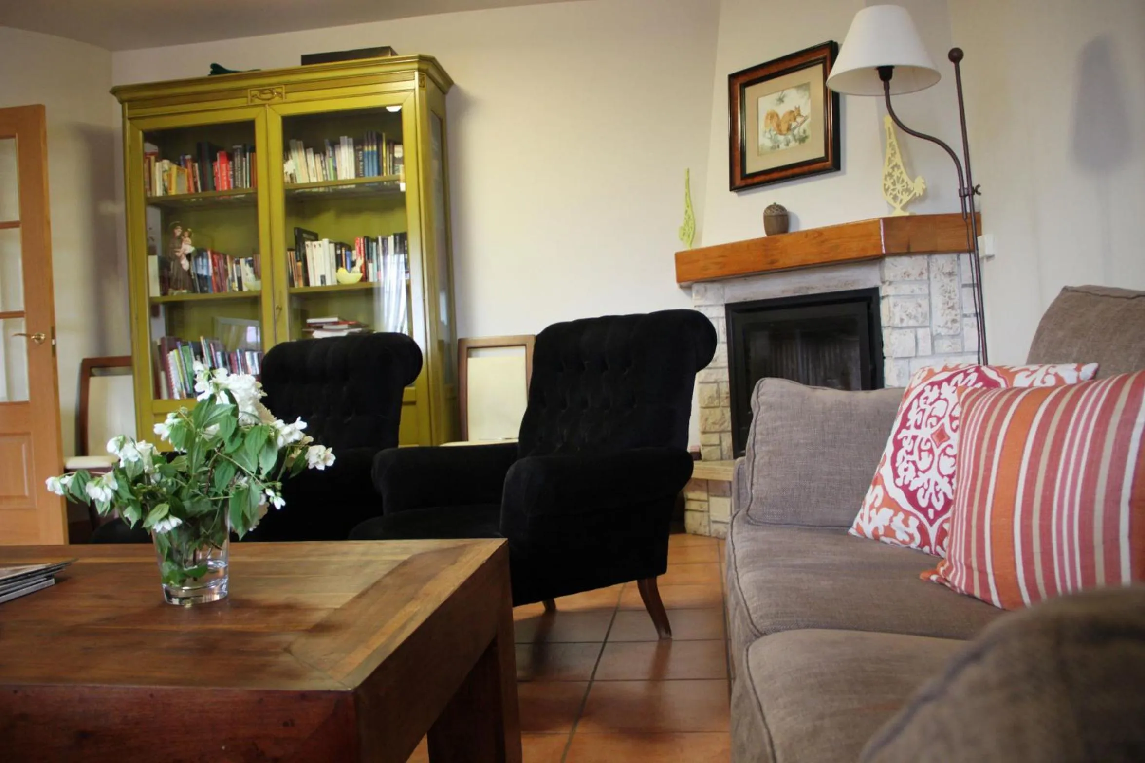 Communal lounge/ TV room in Villa Mencia