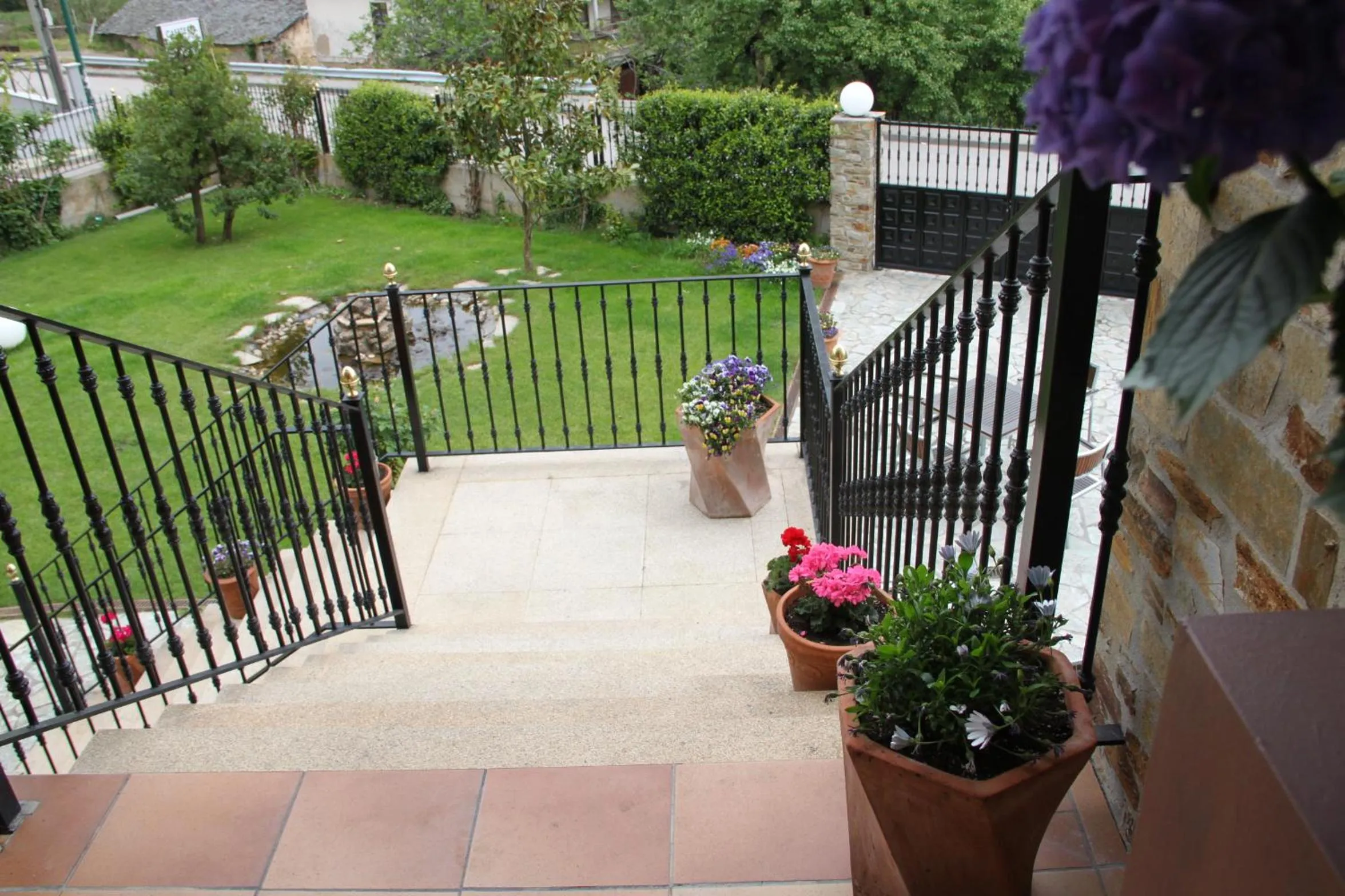 Garden in Villa Mencia