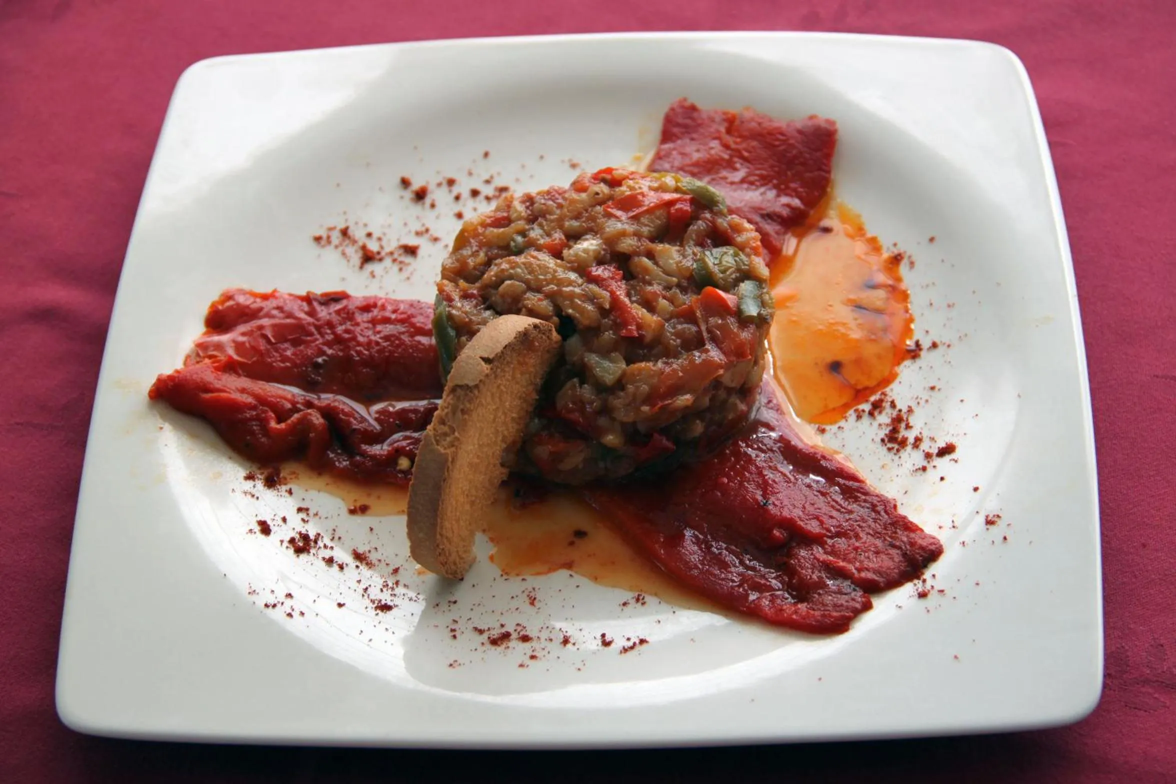 Restaurant/places to eat in Villa Mencia